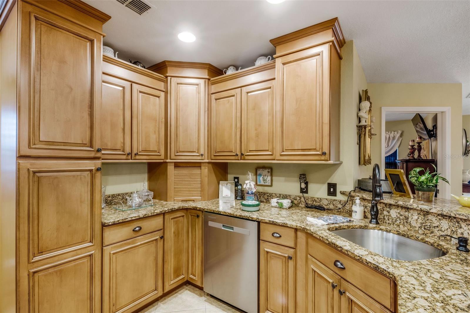 Image 13 of 29 For 551 Grand Cayman Circle