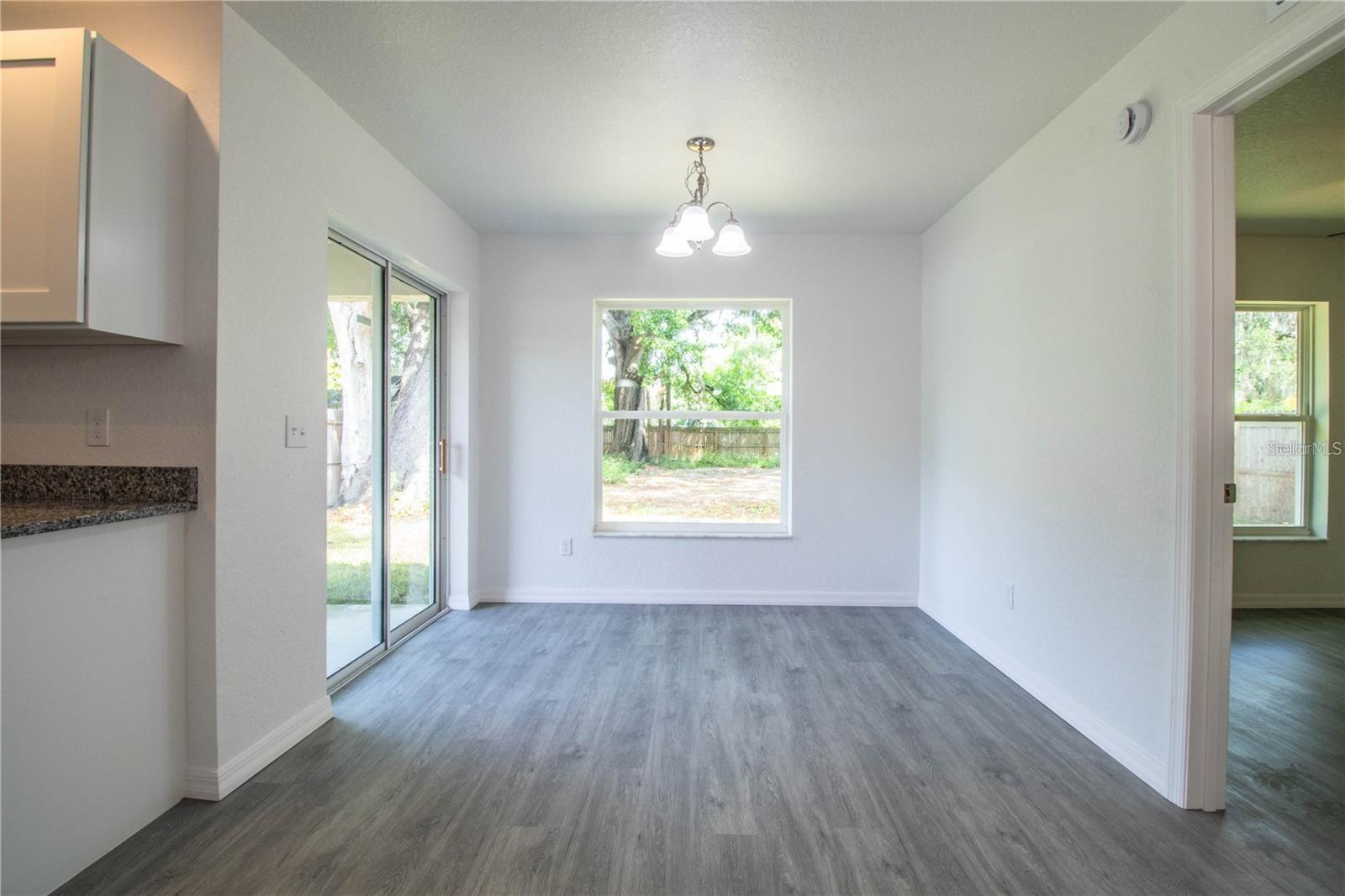 Image 13 of 30 For 1437 Amos Avenue