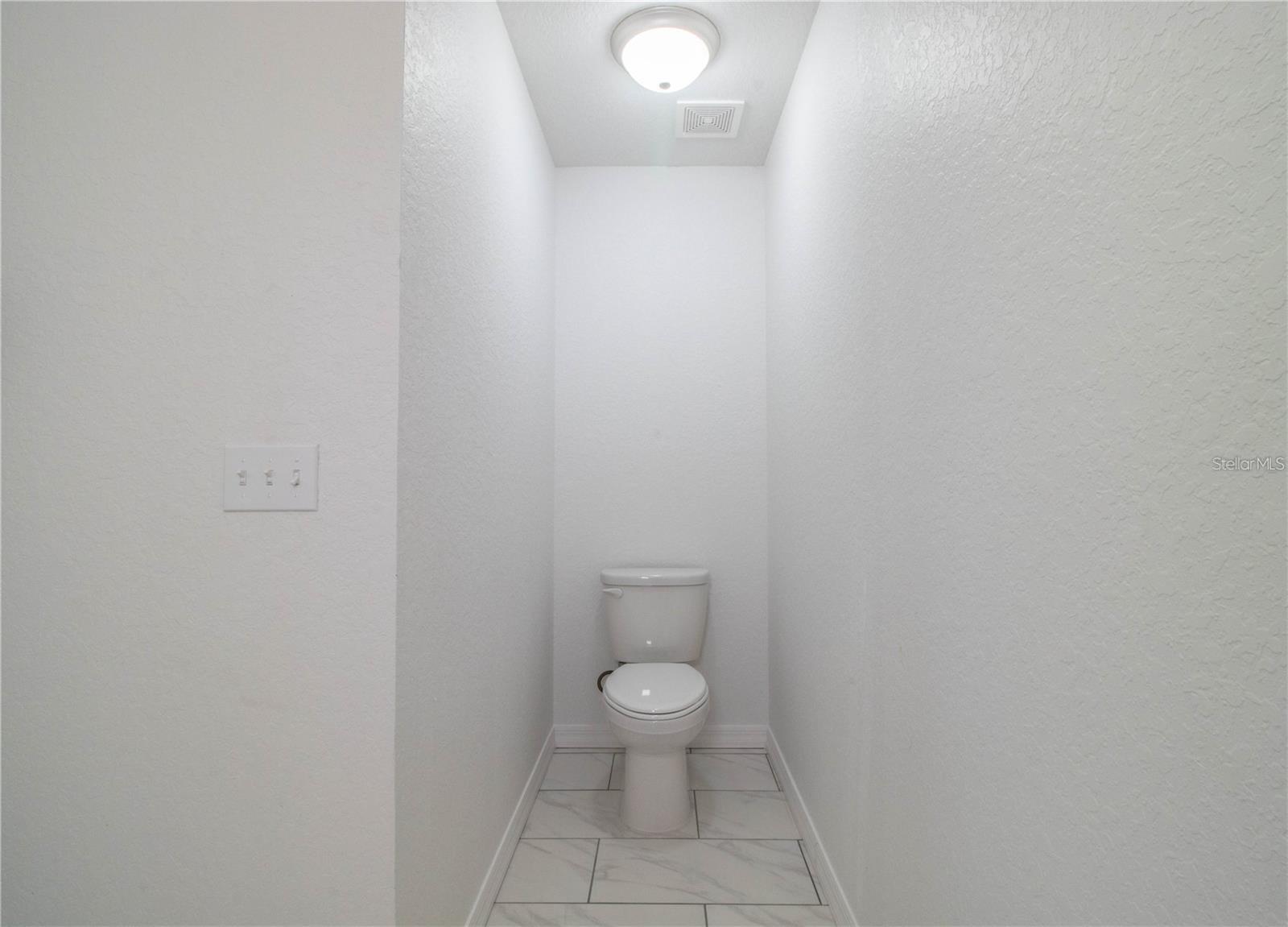 Image 18 of 30 For 1437 Amos Avenue