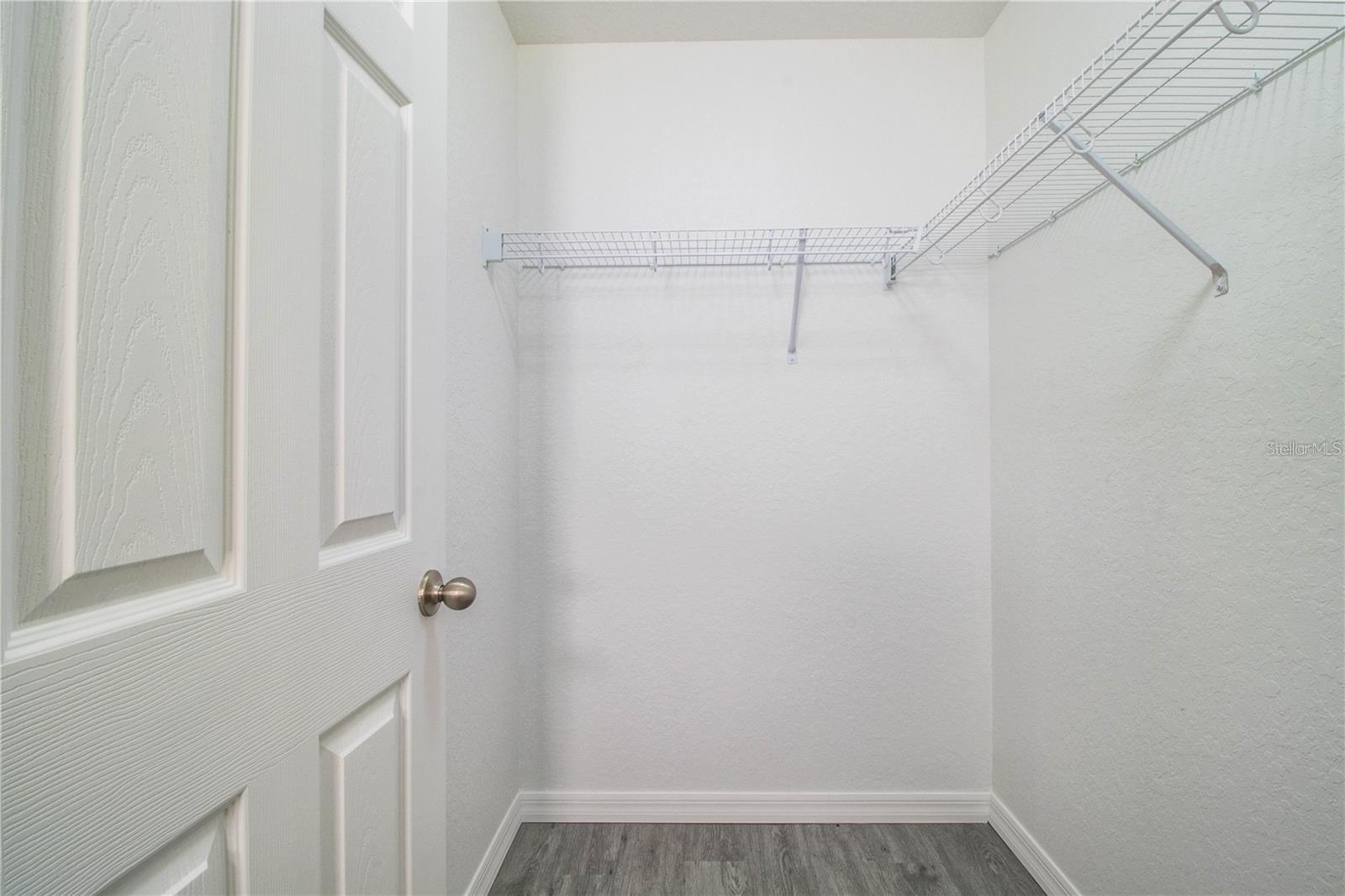 Image 19 of 30 For 1437 Amos Avenue