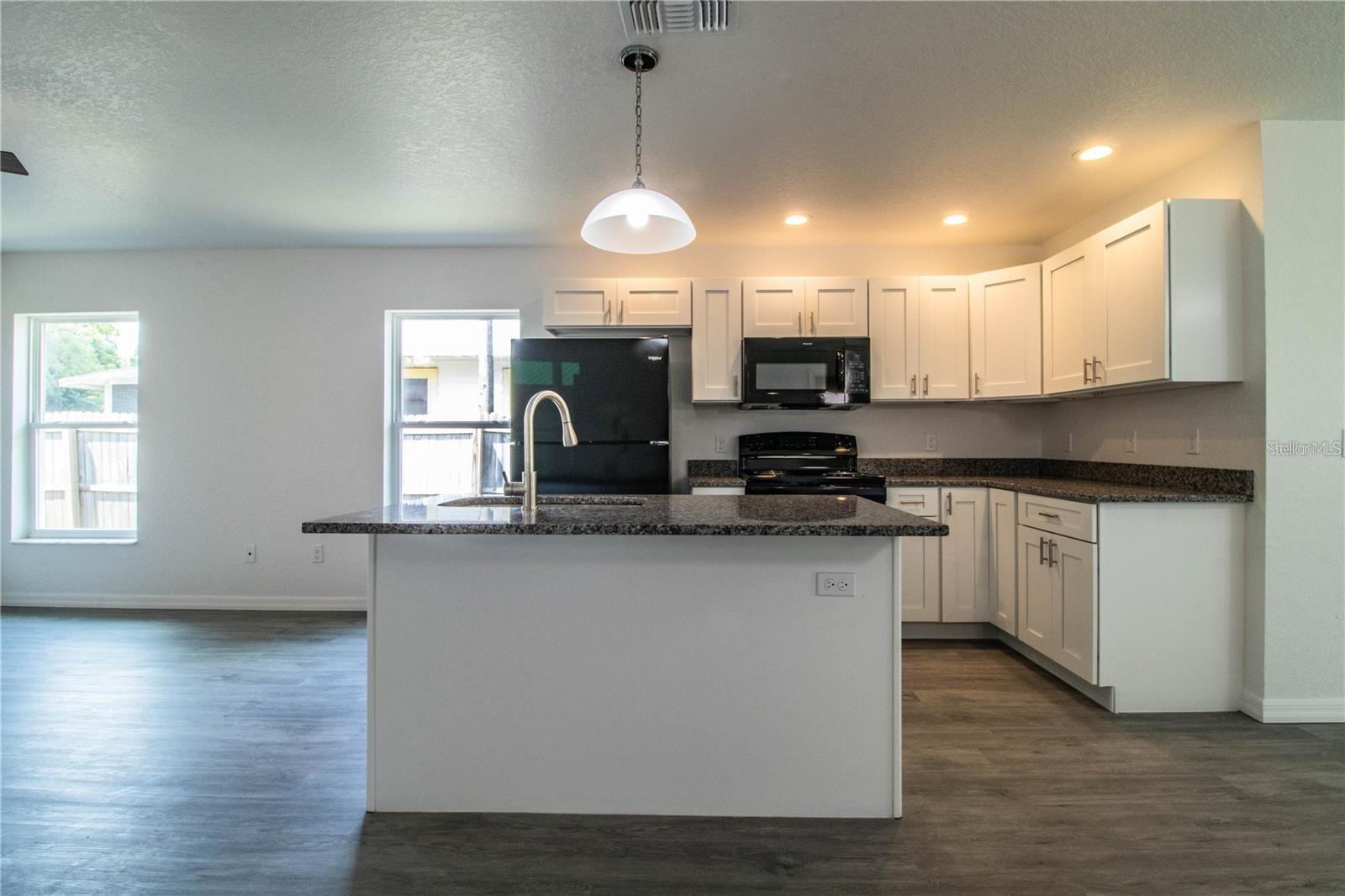 Image 8 of 30 For 1437 Amos Avenue