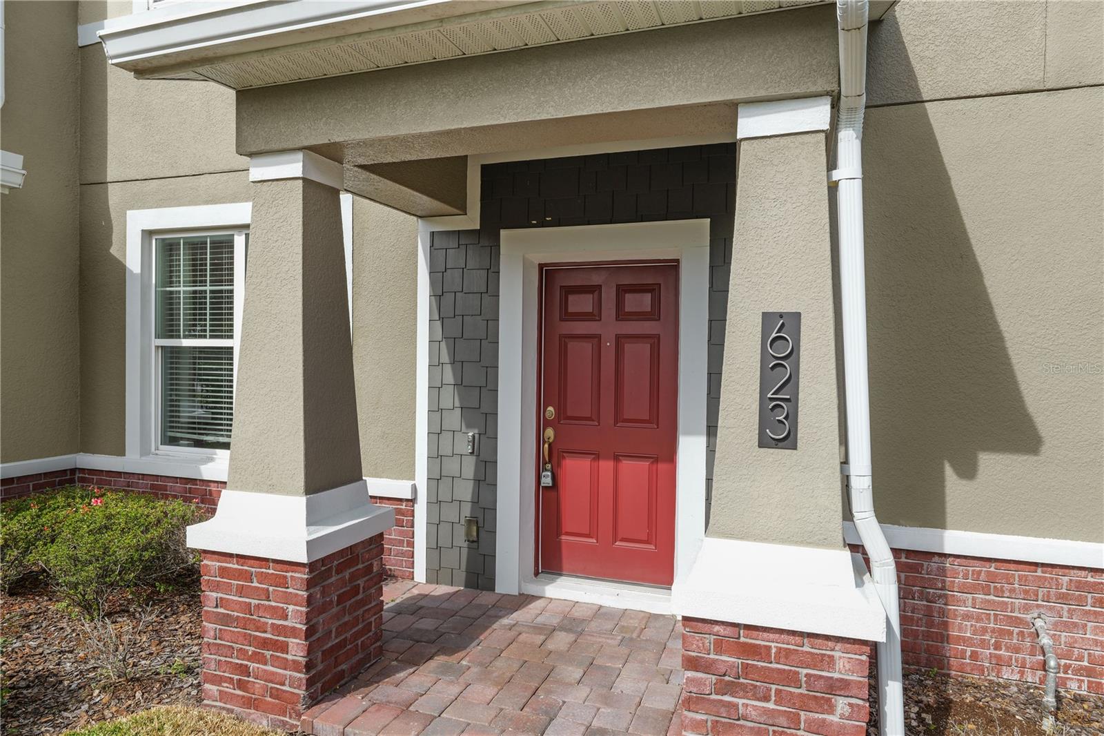 Image 13 of 63 For 623 Plant Street