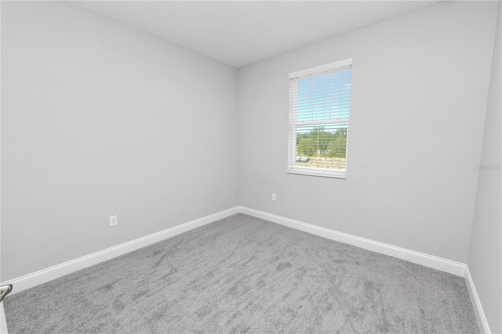 Image 29 of 63 For 623 Plant Street