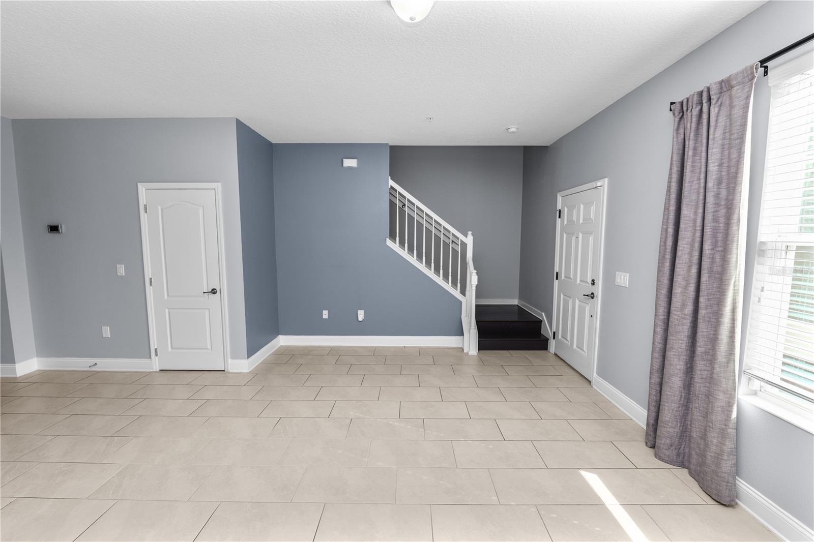 Image 36 of 63 For 623 Plant Street