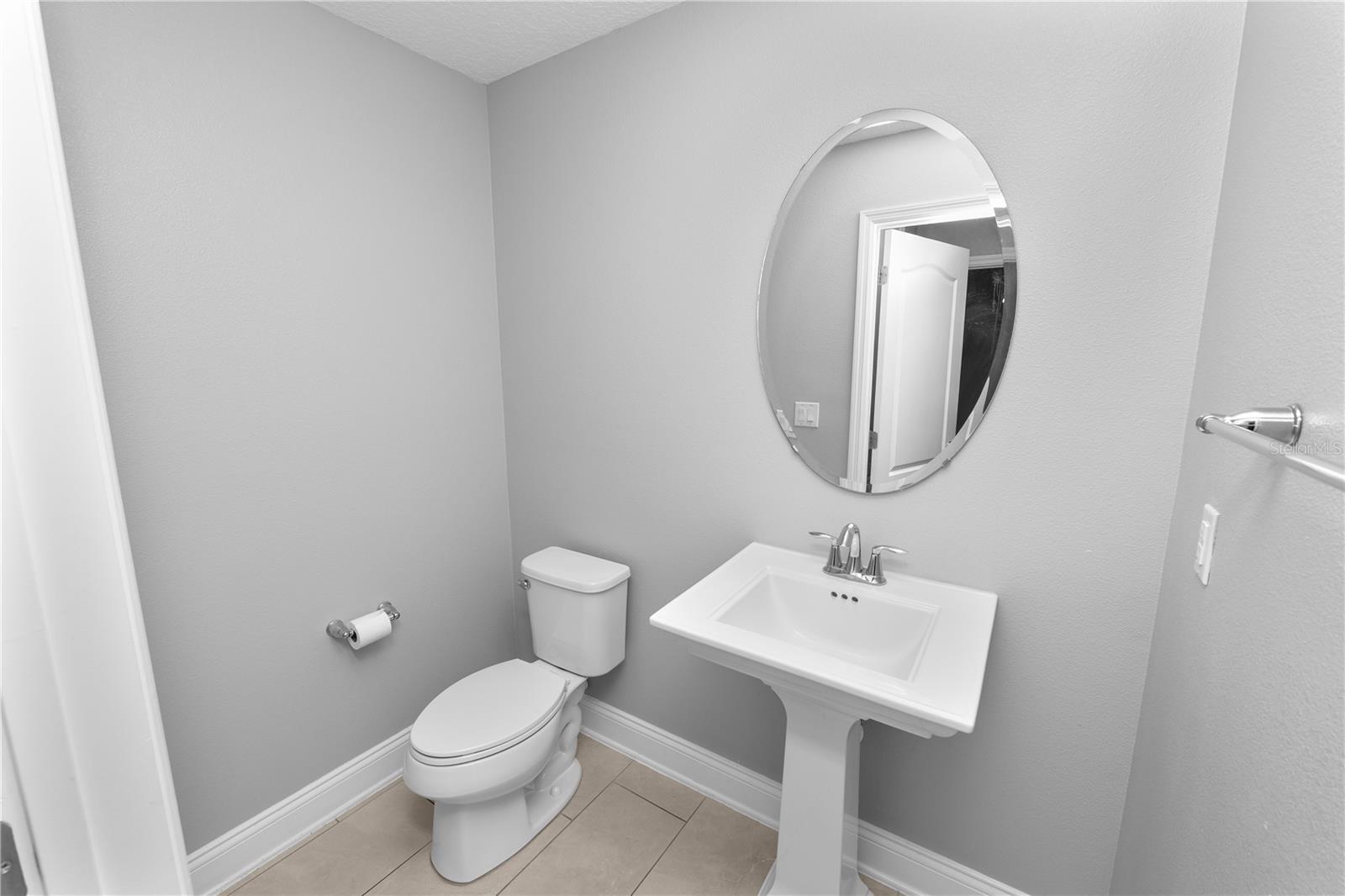 Image 46 of 63 For 623 Plant Street