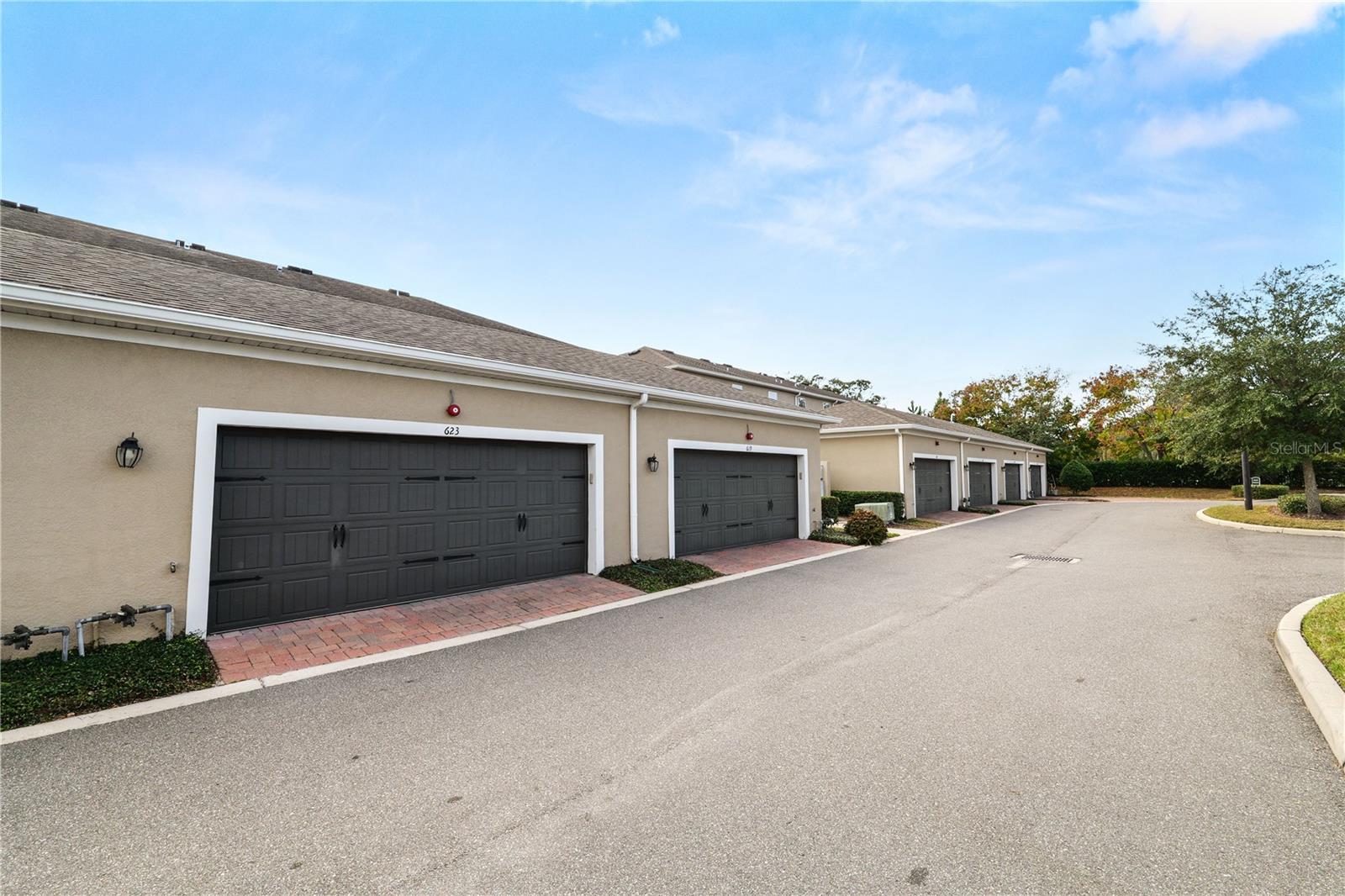 Image 58 of 63 For 623 Plant Street