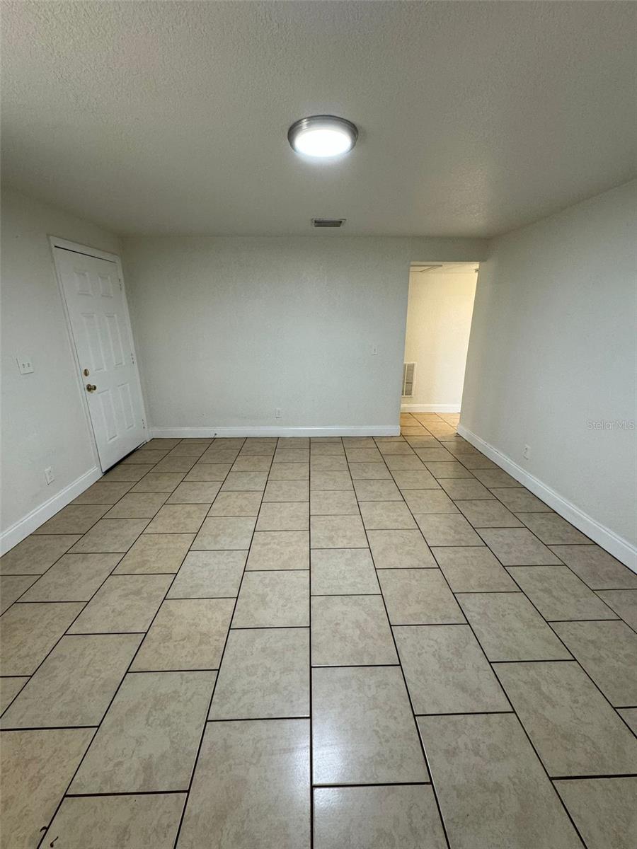 Image 5 of 26 For 3866 12th Avenue S