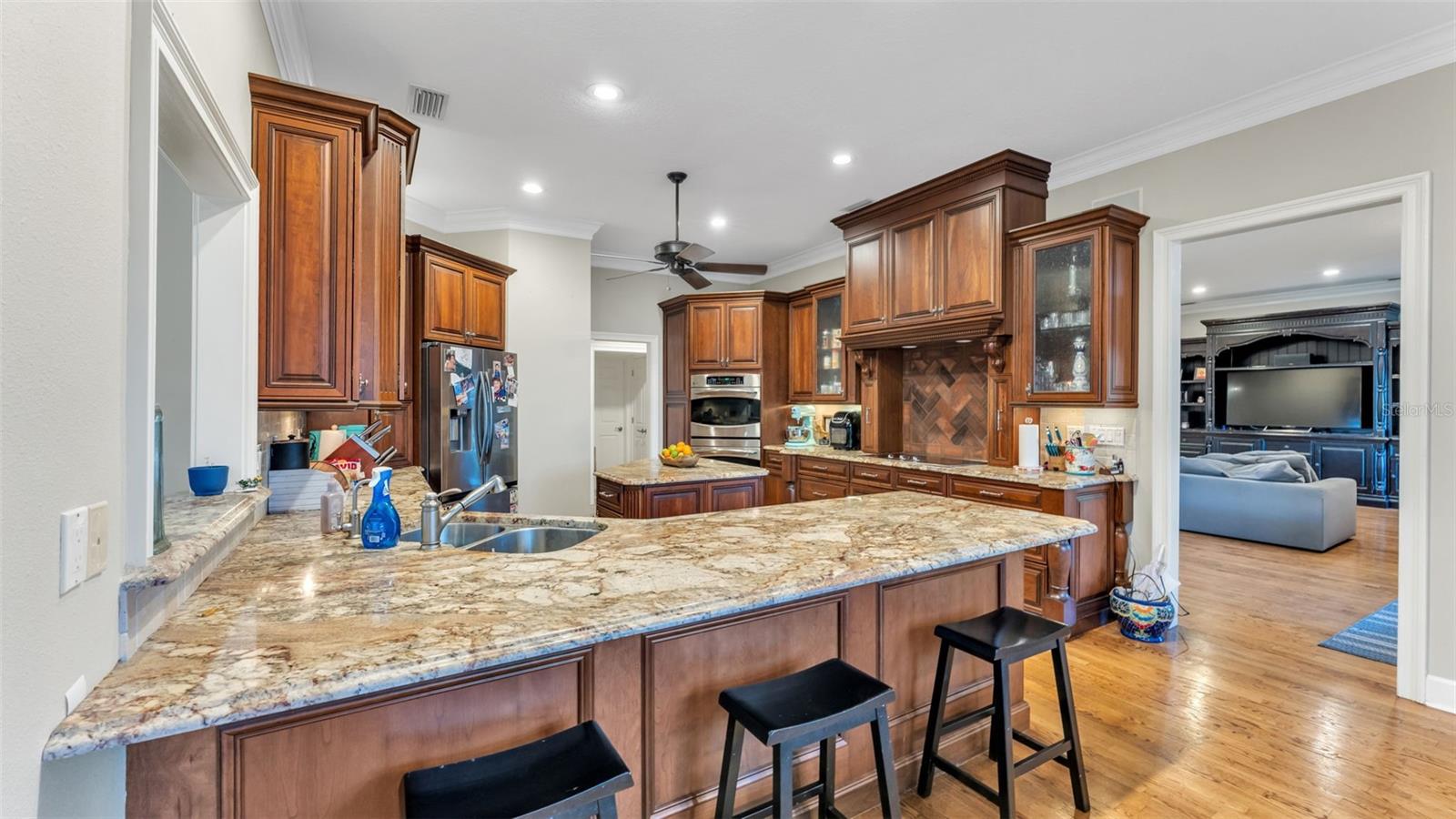 Image 22 of 83 For 6101 Pier Place Drive