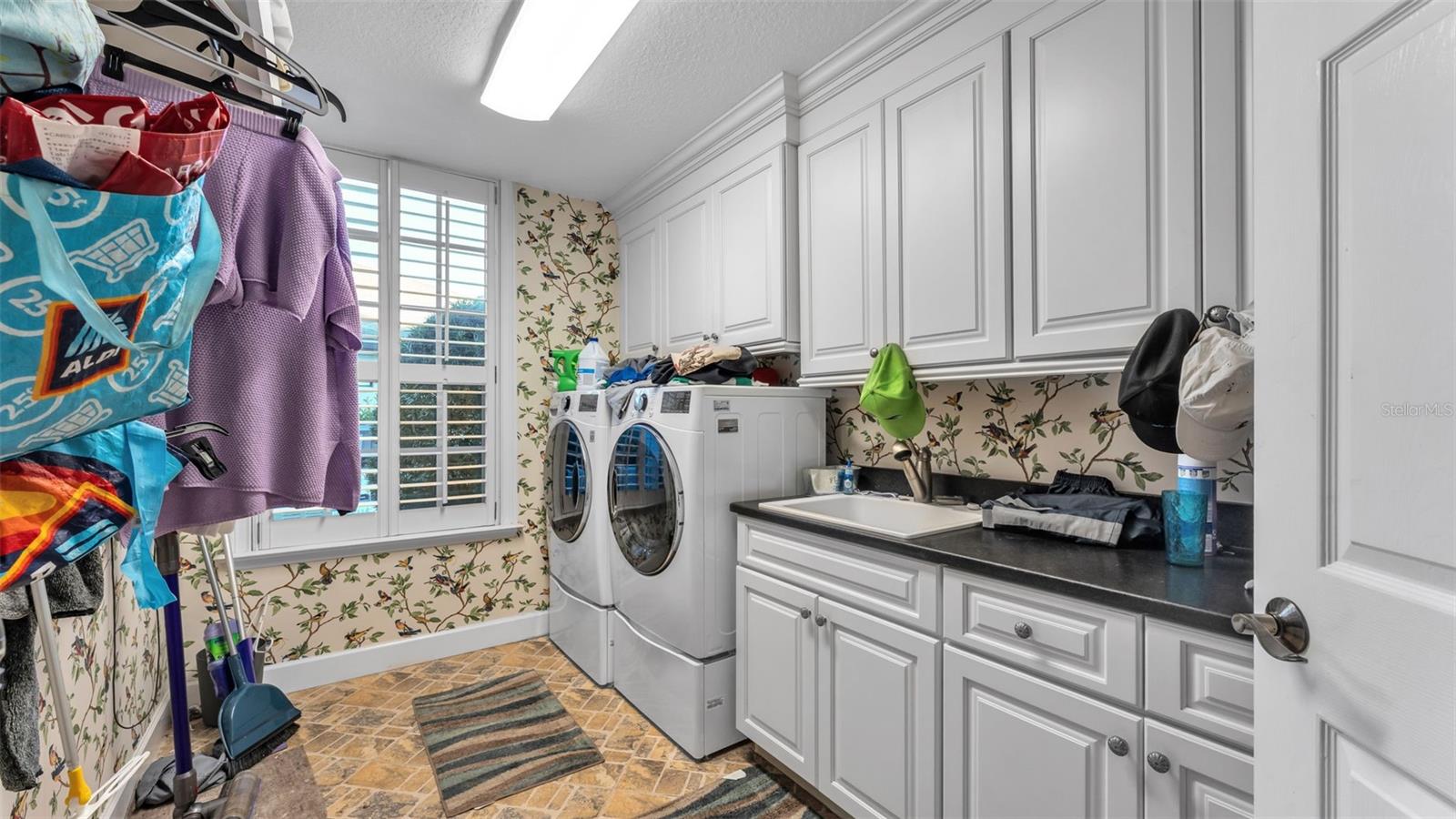 Image 30 of 83 For 6101 Pier Place Drive