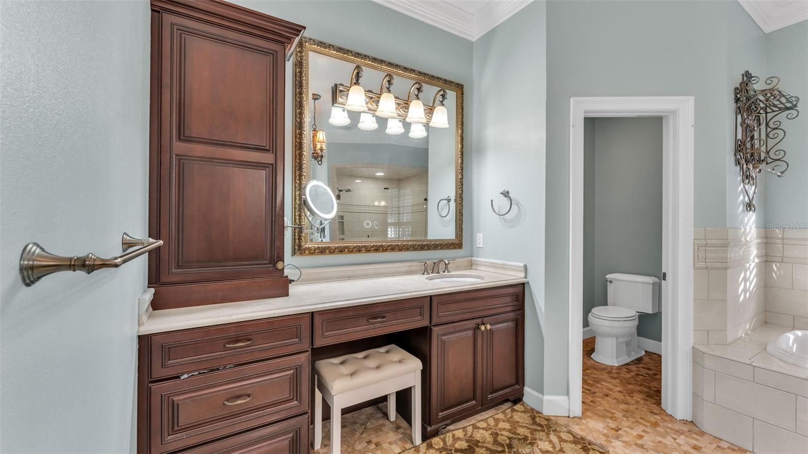 Image 42 of 83 For 6101 Pier Place Drive