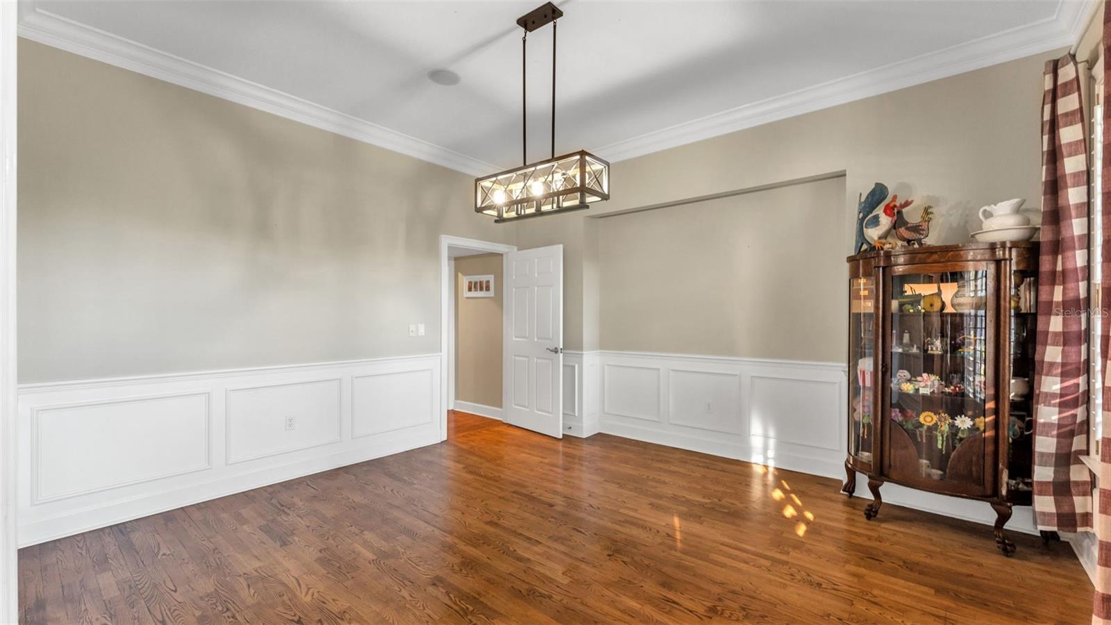 Image 47 of 83 For 6101 Pier Place Drive