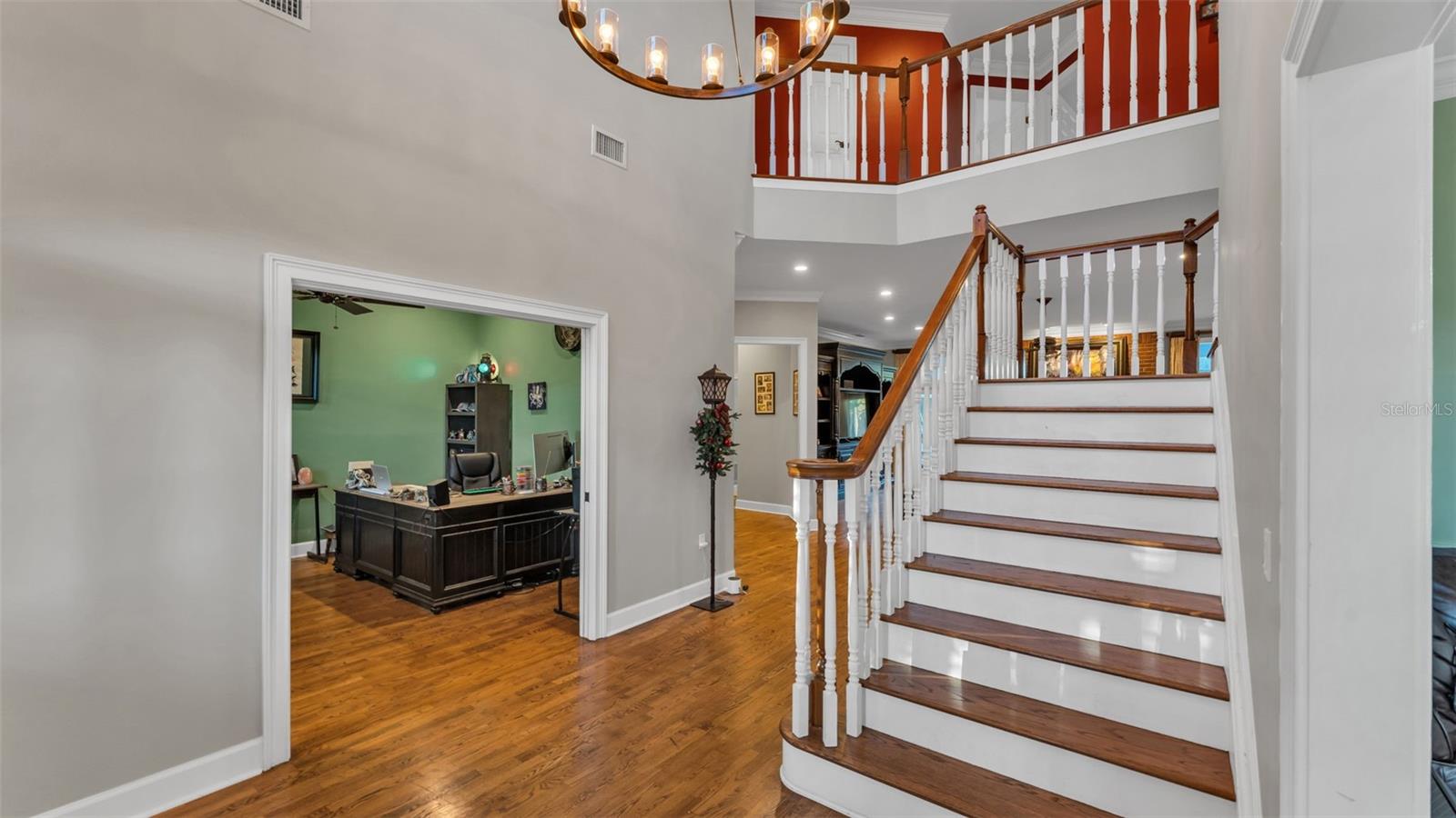 Image 8 of 83 For 6101 Pier Place Drive