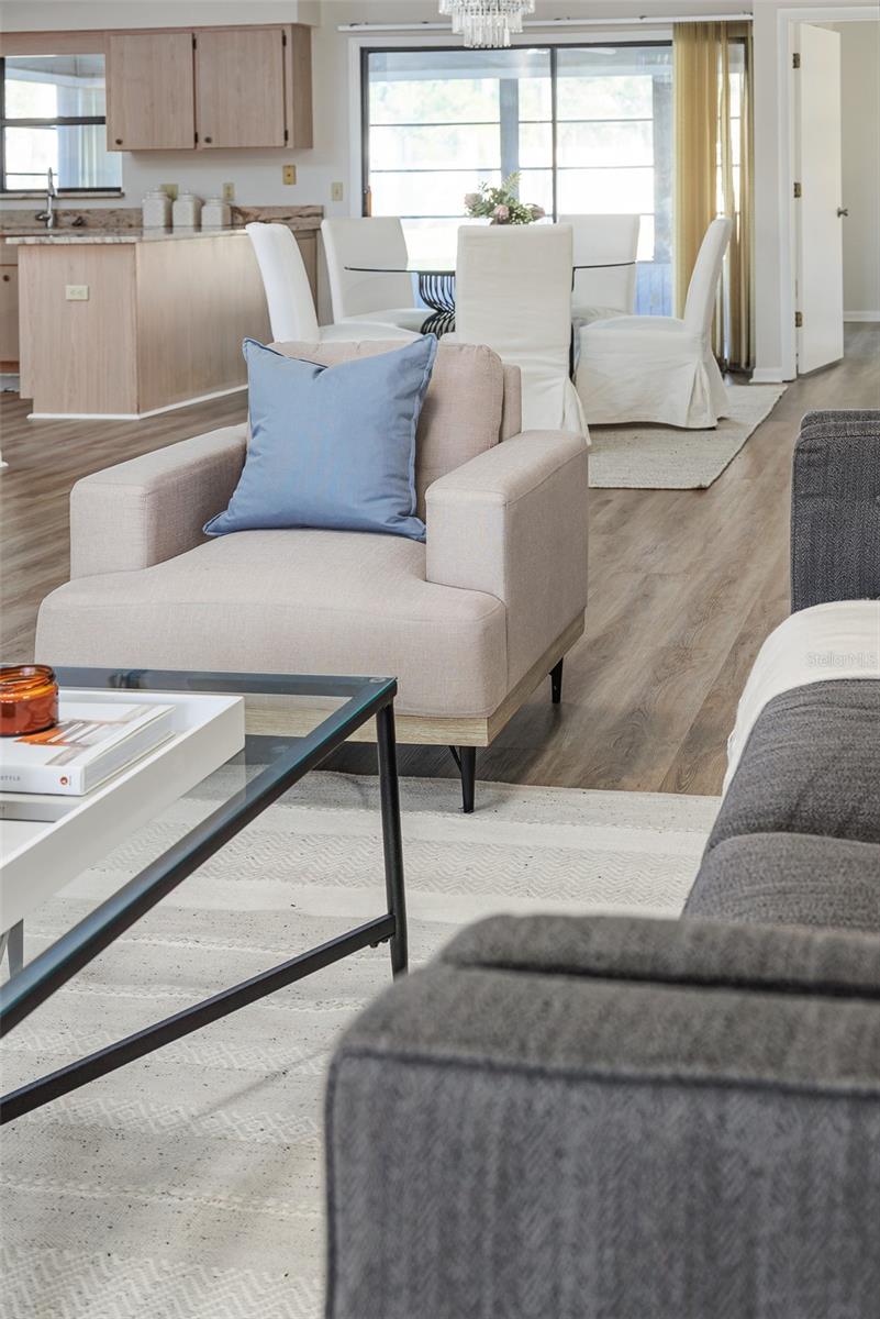 Image 10 of 36 For 3203 Prairie Dunes Circle E