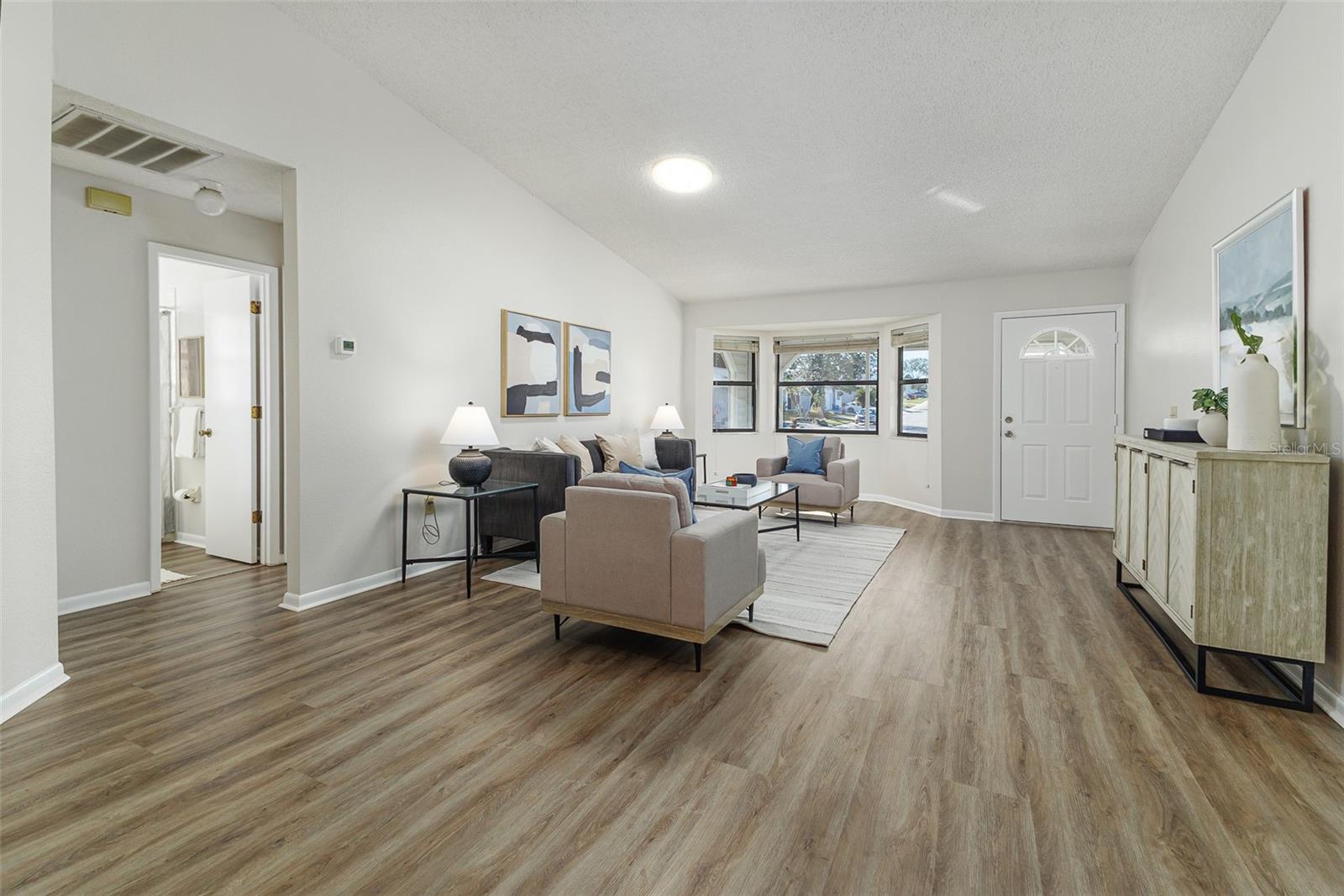 Image 12 of 36 For 3203 Prairie Dunes Circle E