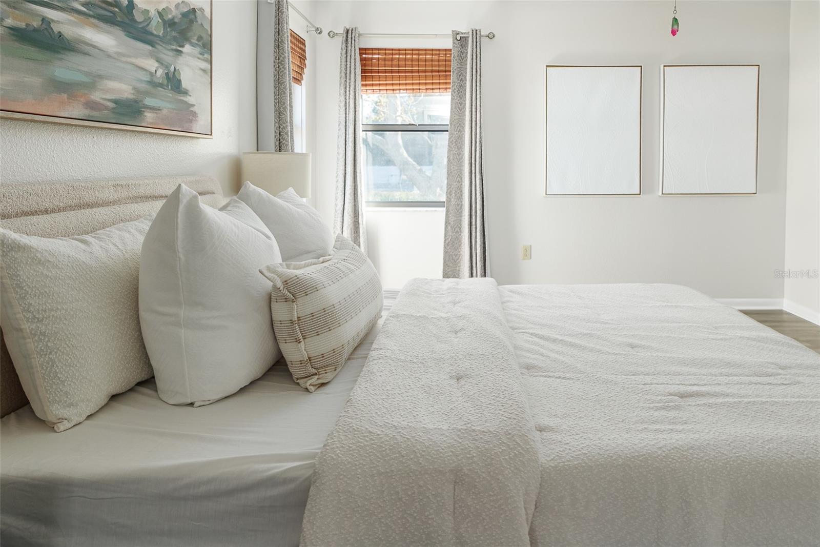 Image 21 of 36 For 3203 Prairie Dunes Circle E