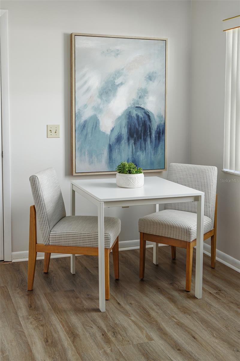 Image 27 of 36 For 3203 Prairie Dunes Circle E