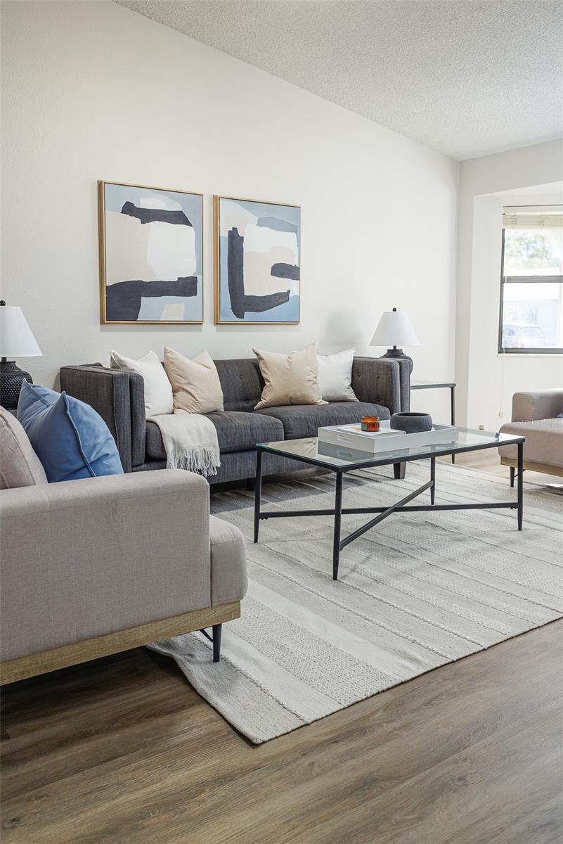 Image 9 of 36 For 3203 Prairie Dunes Circle E