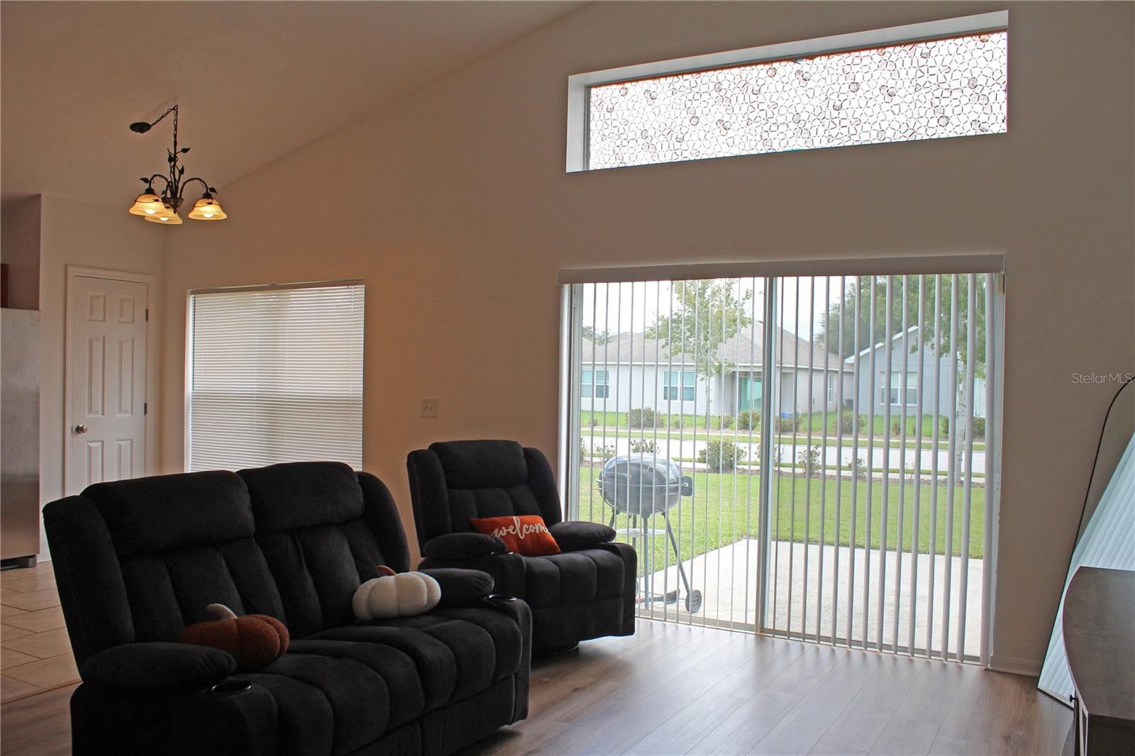 Image 12 of 36 For 5150 Michelle Street