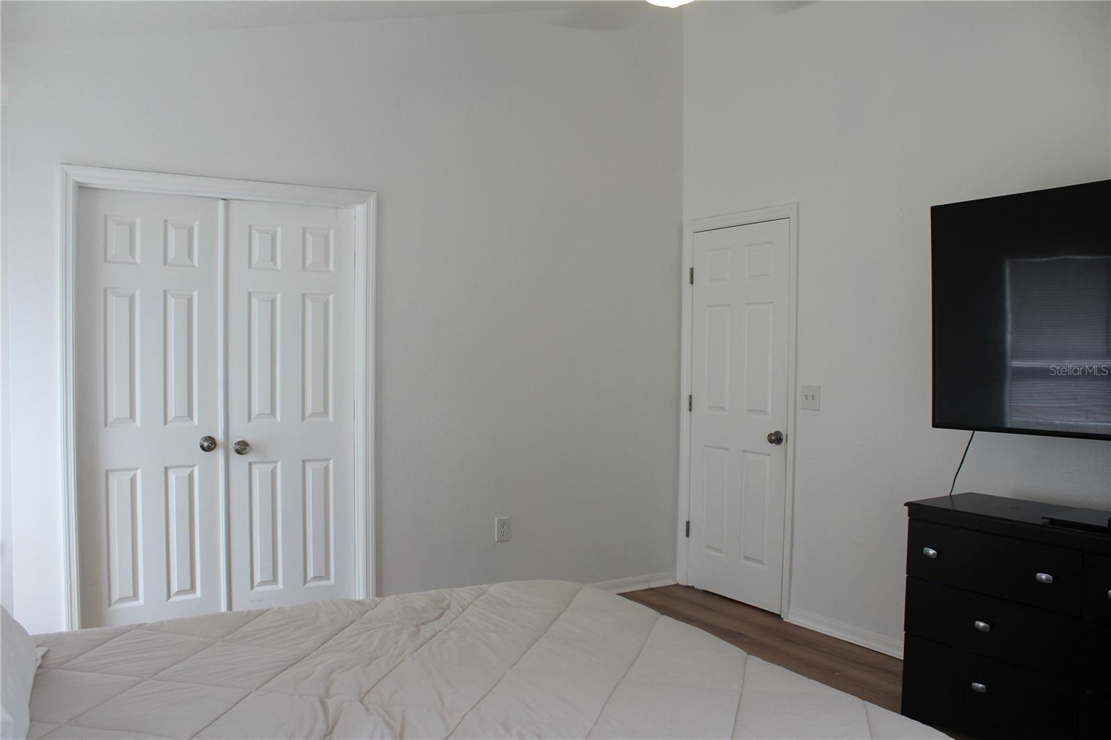 Image 18 of 36 For 5150 Michelle Street