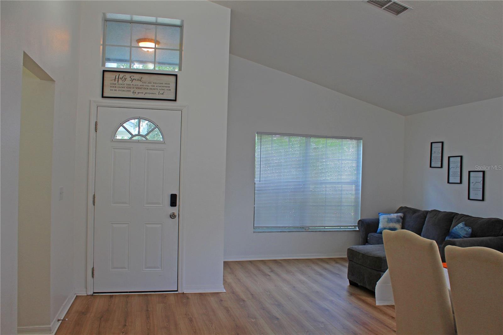 Image 5 of 36 For 5150 Michelle Street