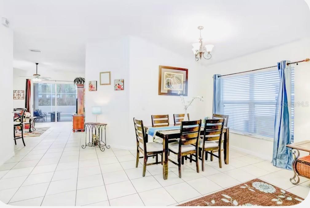 Image 11 of 26 For 2605 Chatham Circle