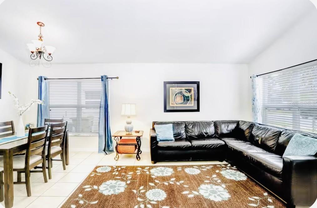 Image 3 of 26 For 2605 Chatham Circle