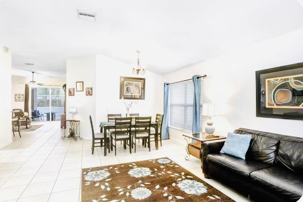 Image 7 of 26 For 2605 Chatham Circle