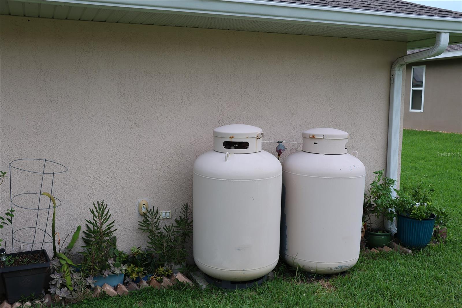 Image 20 of 21 For 477 Sweetwater Way