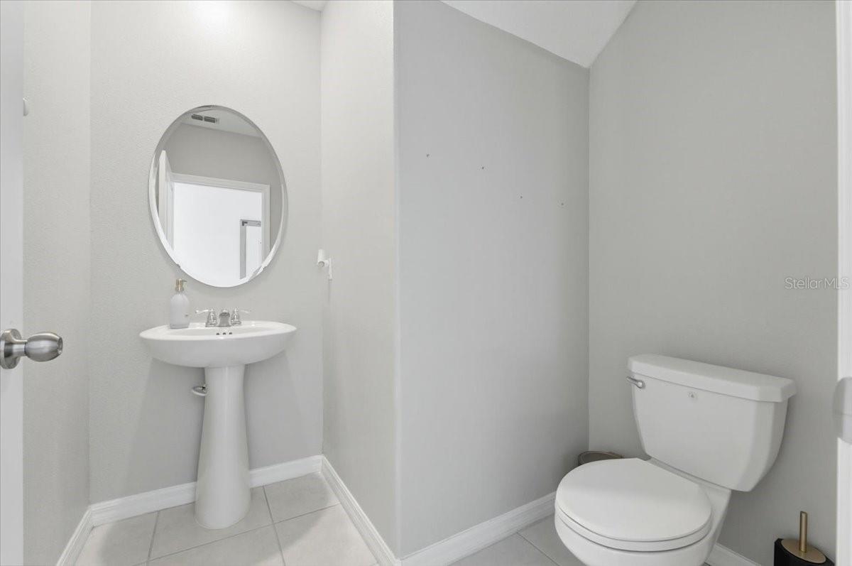 Image 36 of 51 For 2175 Old Mining Road