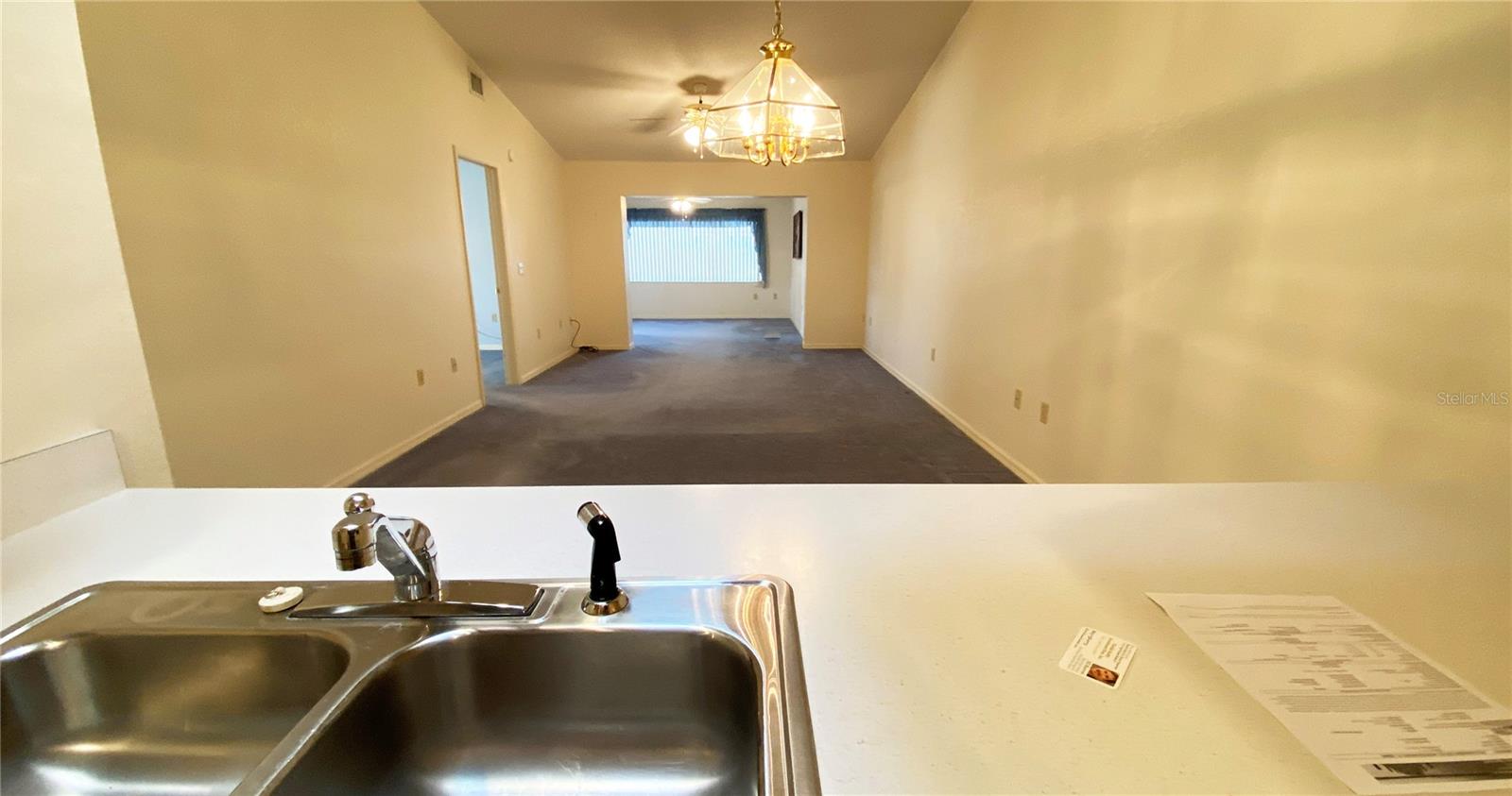 Image 3 of 11 For 1518 Oakview Circle Se