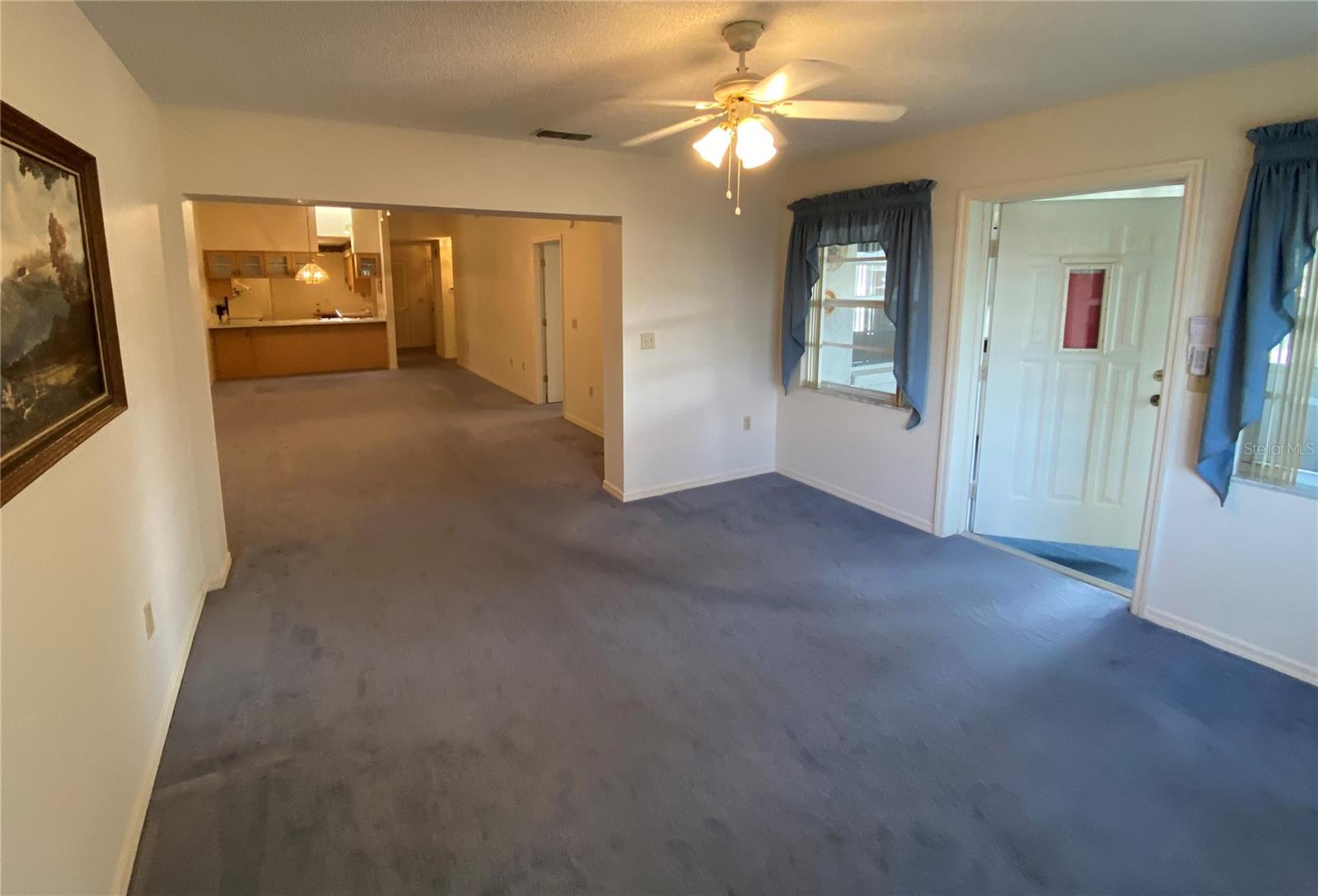 Image 4 of 11 For 1518 Oakview Circle Se