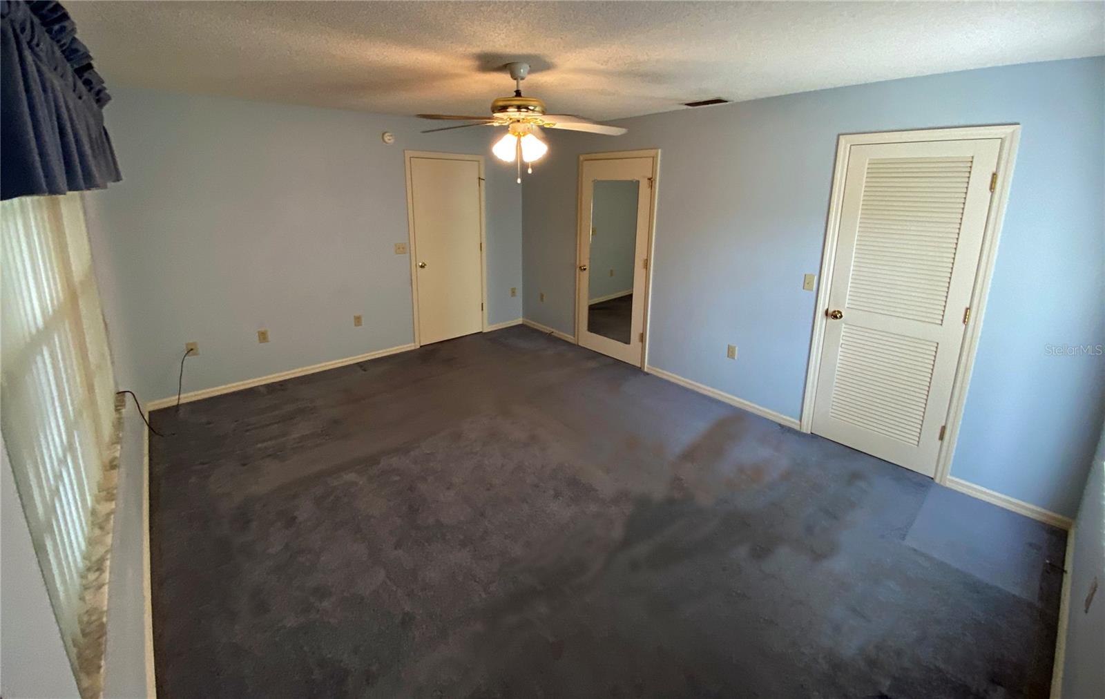 Image 5 of 11 For 1518 Oakview Circle Se