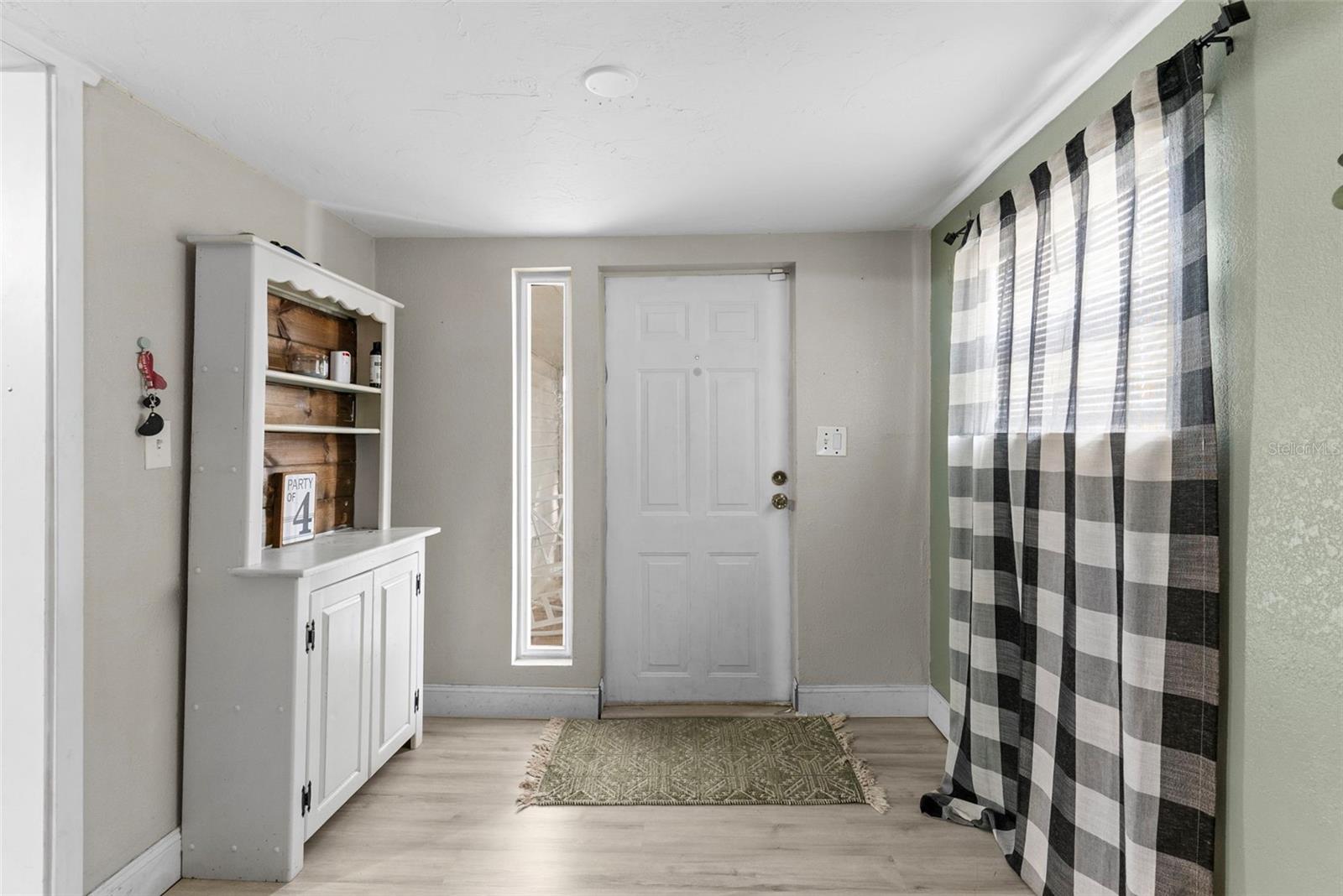 Image 6 of 37 For 3914 Boot Bay Road