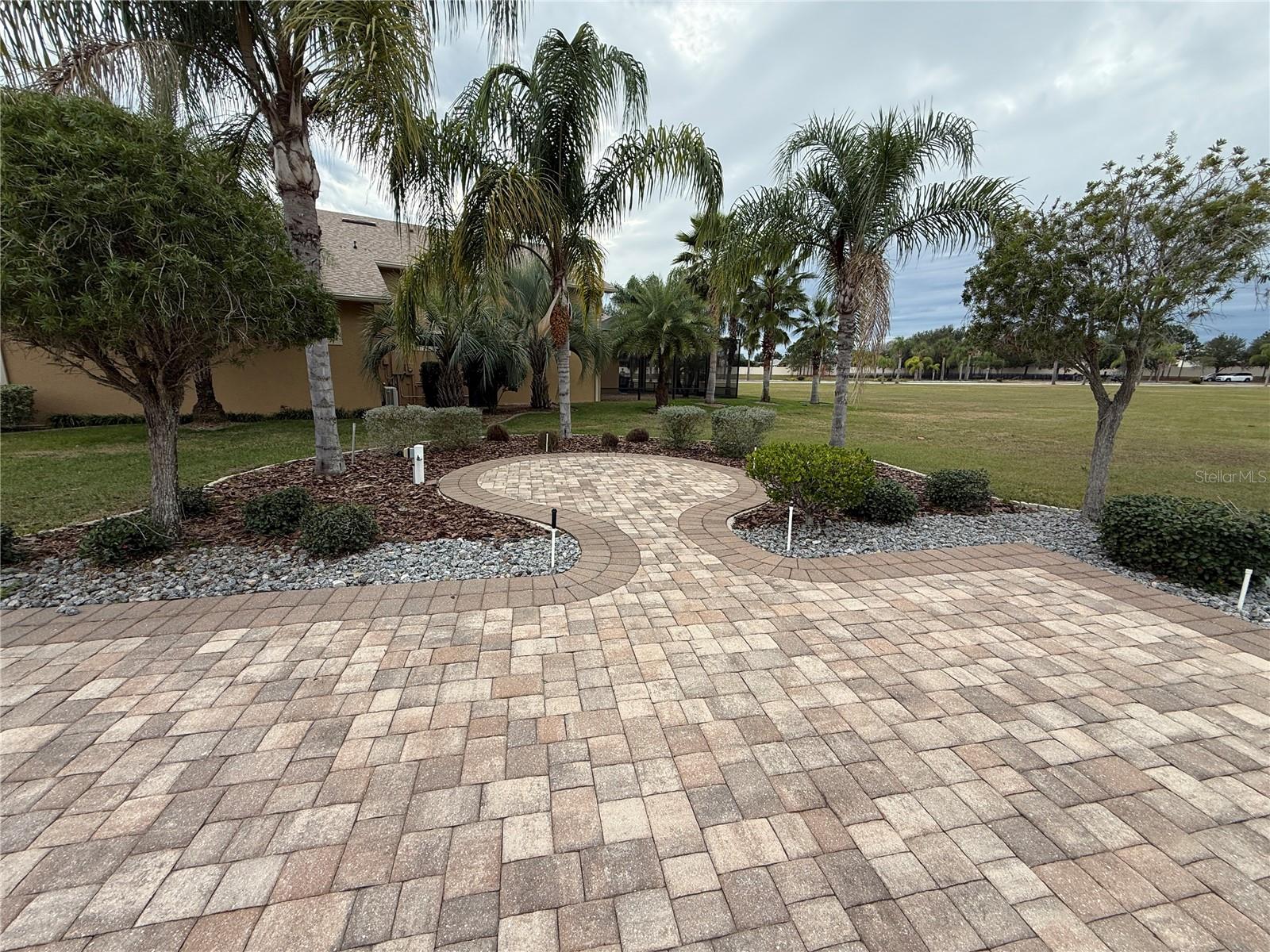 Image 4 of 4 For 346 Nolane Lane