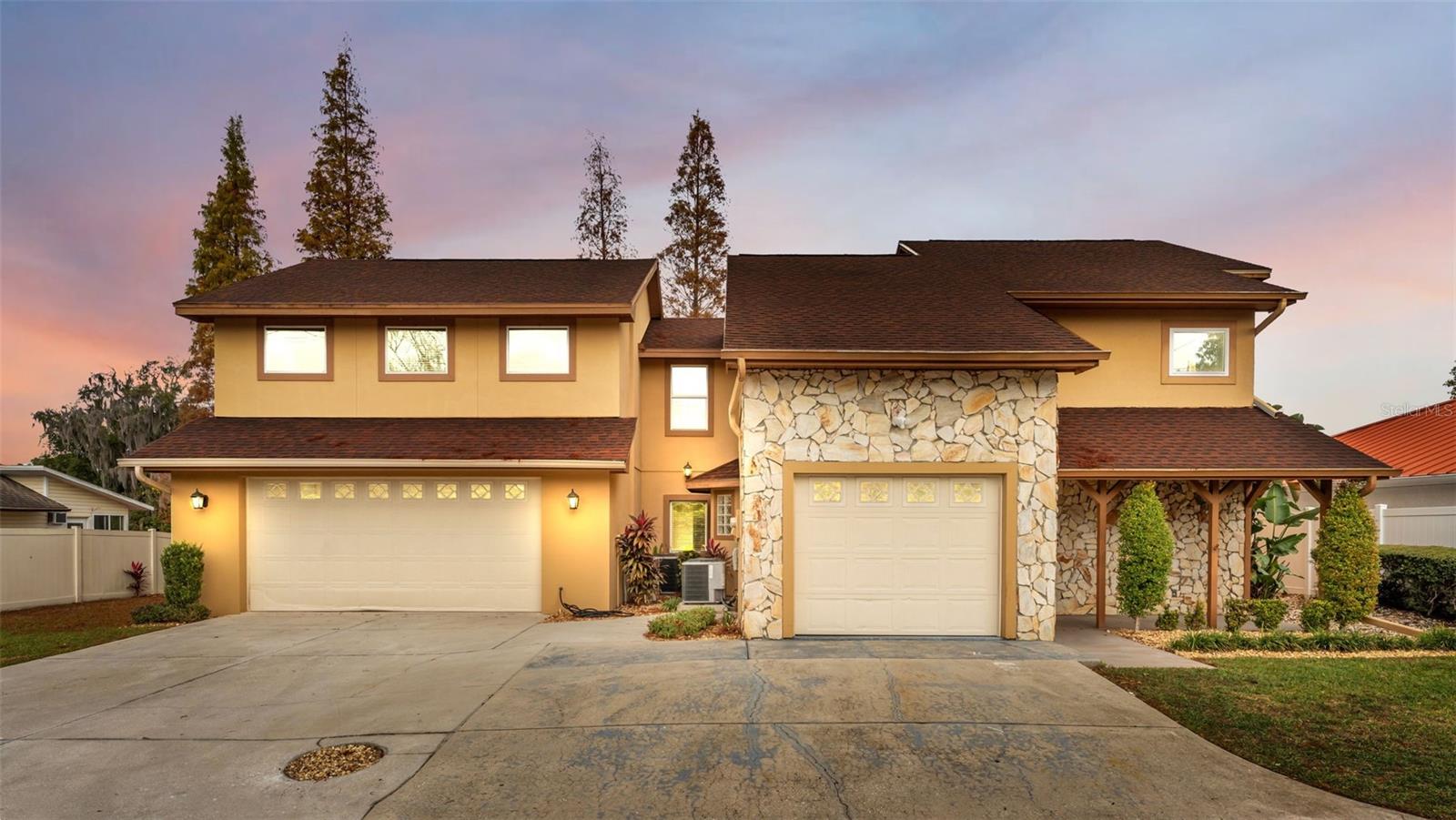 Details for 614 Mountain Lake Place, LAKELAND, FL 33813