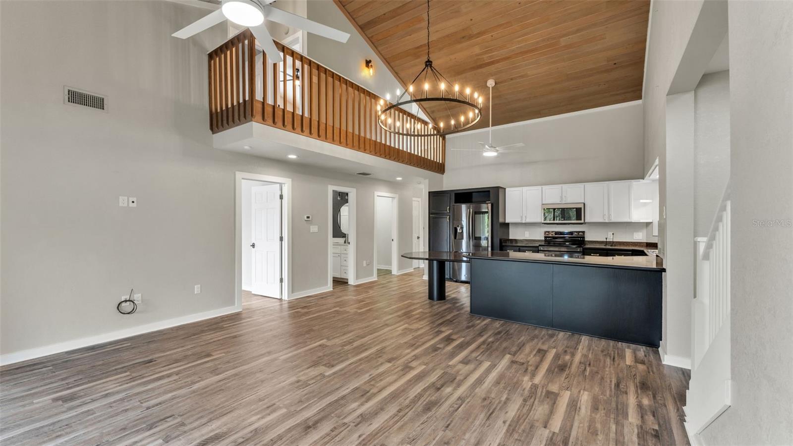 Image 10 of 56 For 614 Mountain Lake Place