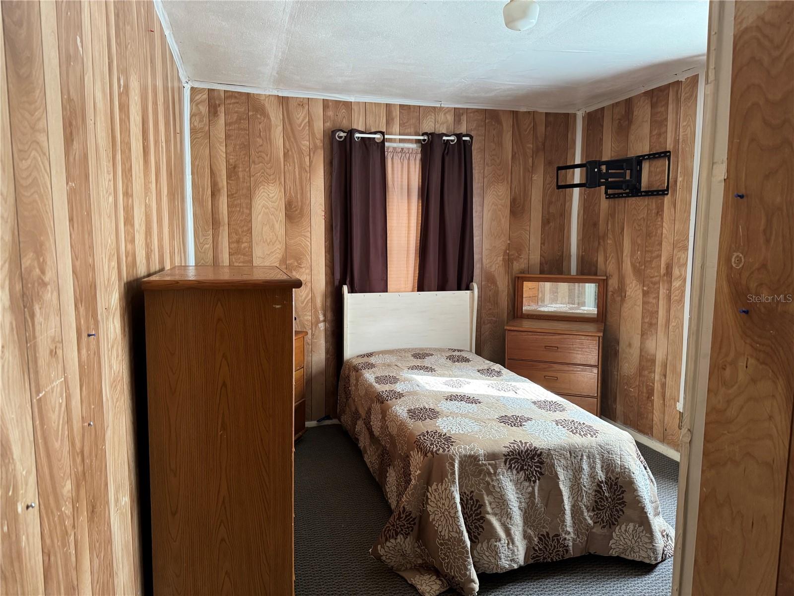 Image 12 of 17 For 1049 Plateau Avenue