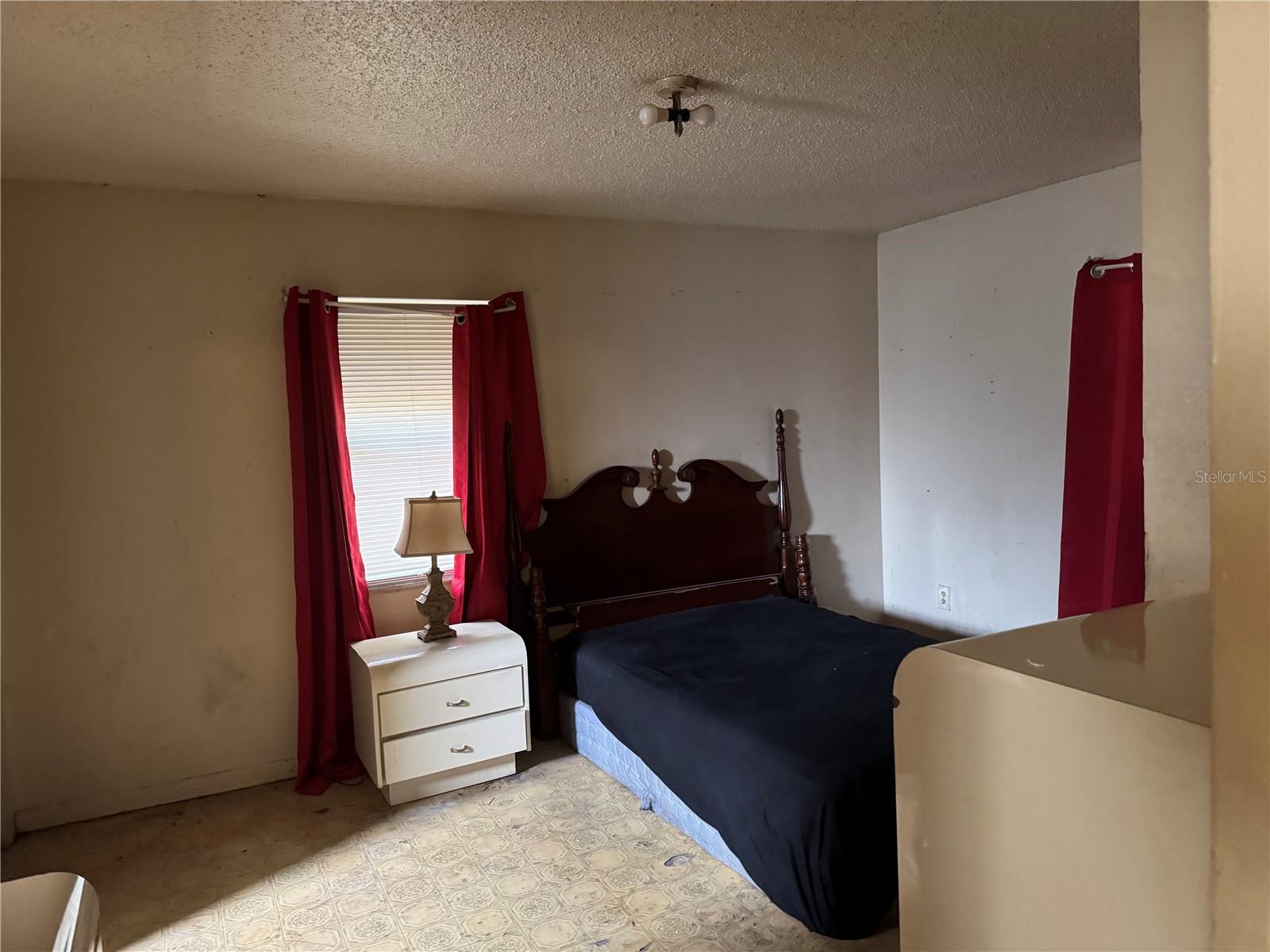 Image 7 of 17 For 1049 Plateau Avenue