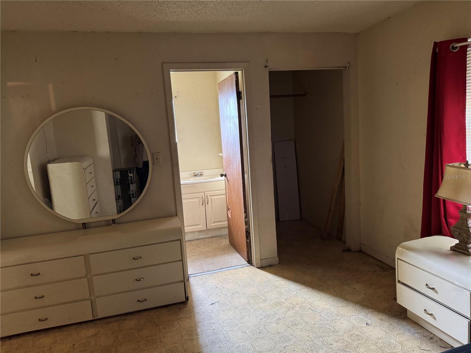 Image 8 of 17 For 1049 Plateau Avenue