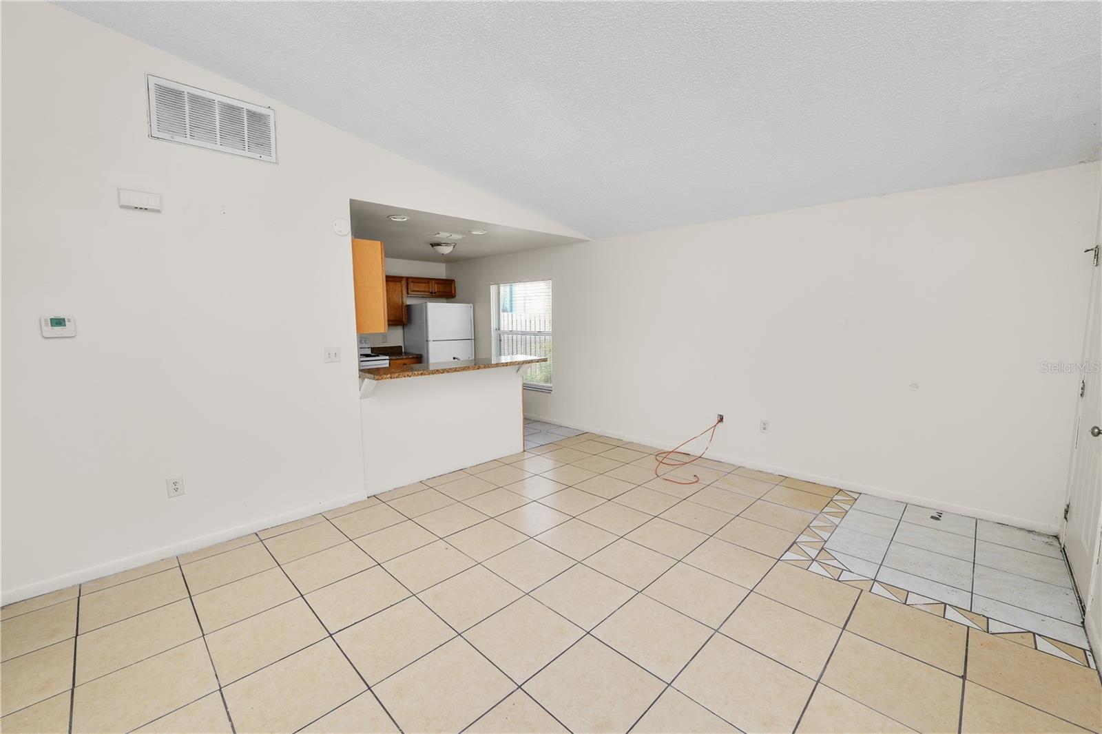 Image 26 of 51 For 415 Polk Avenue A-b