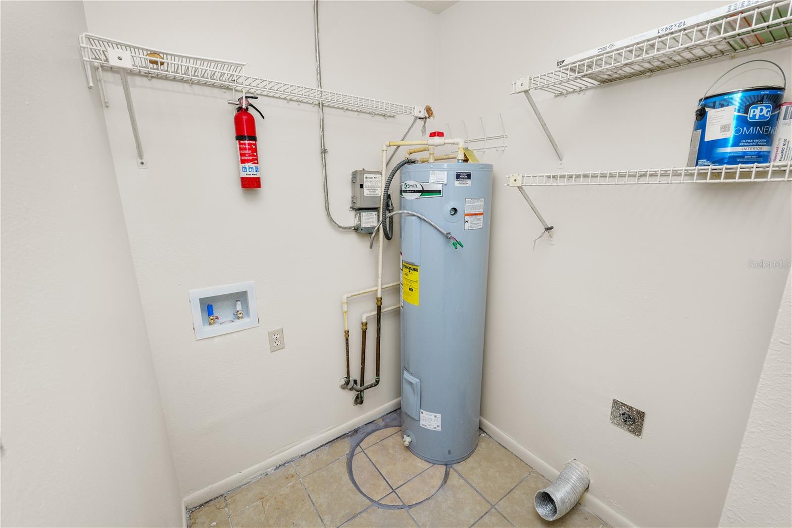 Image 34 of 51 For 415 Polk Avenue A-b