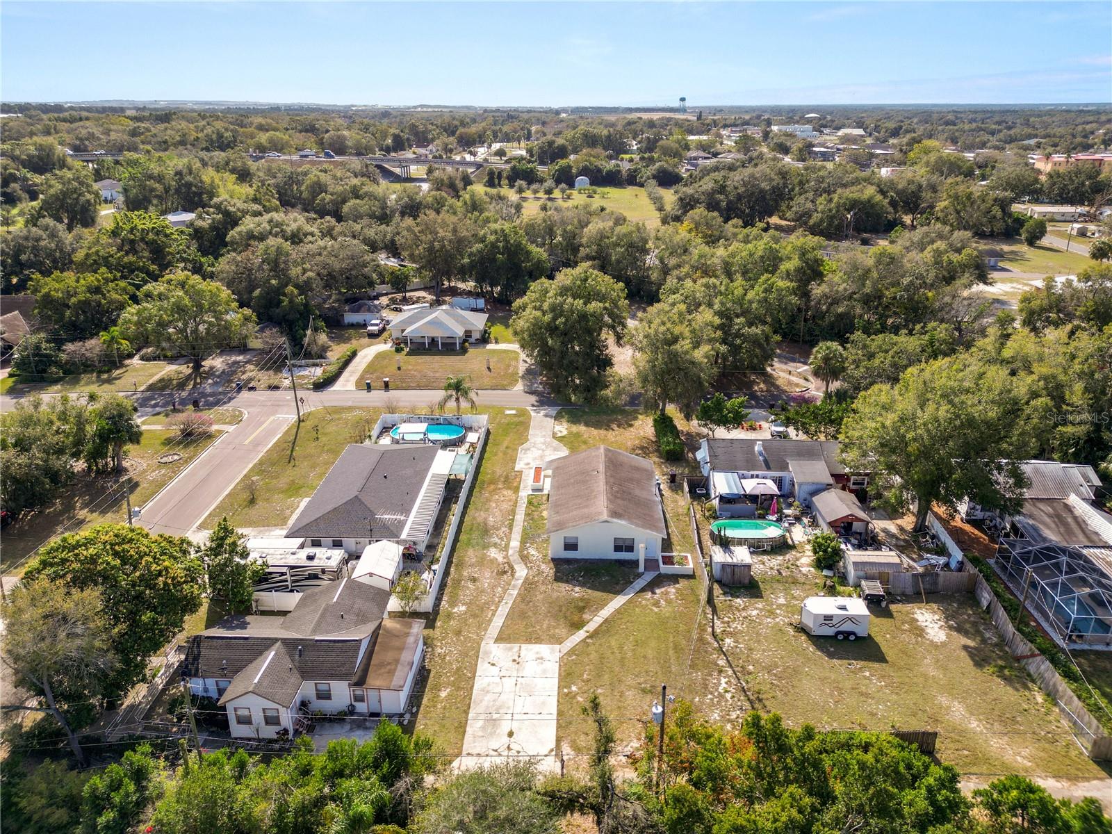 Image 48 of 51 For 415 Polk Avenue A-b