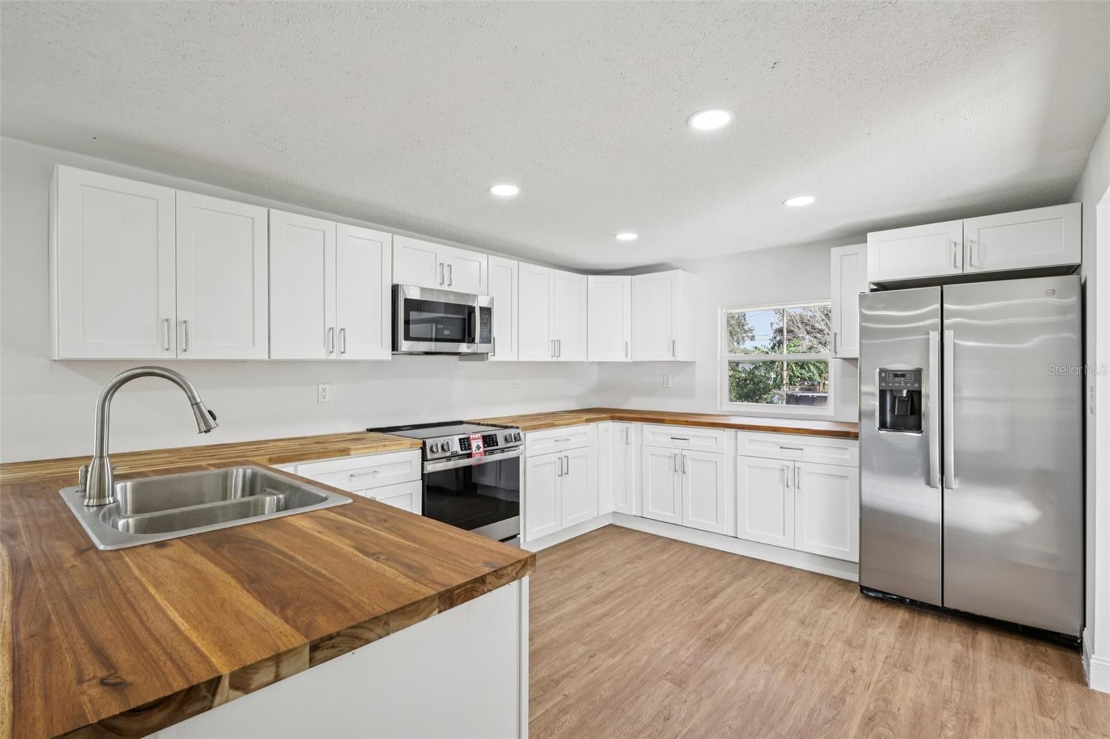 Image 12 of 34 For 1427 Combee Lane