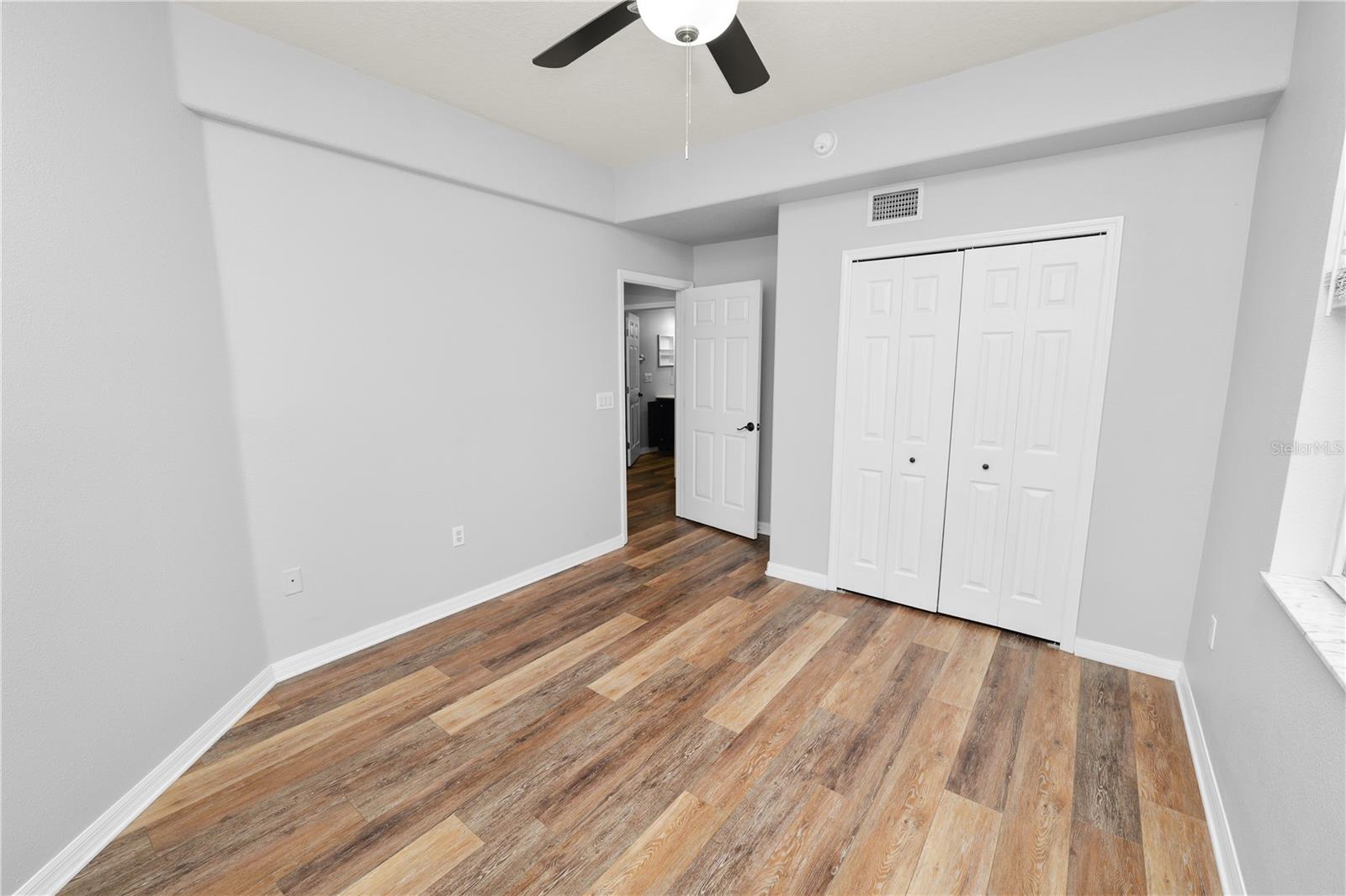 Image 23 of 79 For 3901 Serenade Lane 1