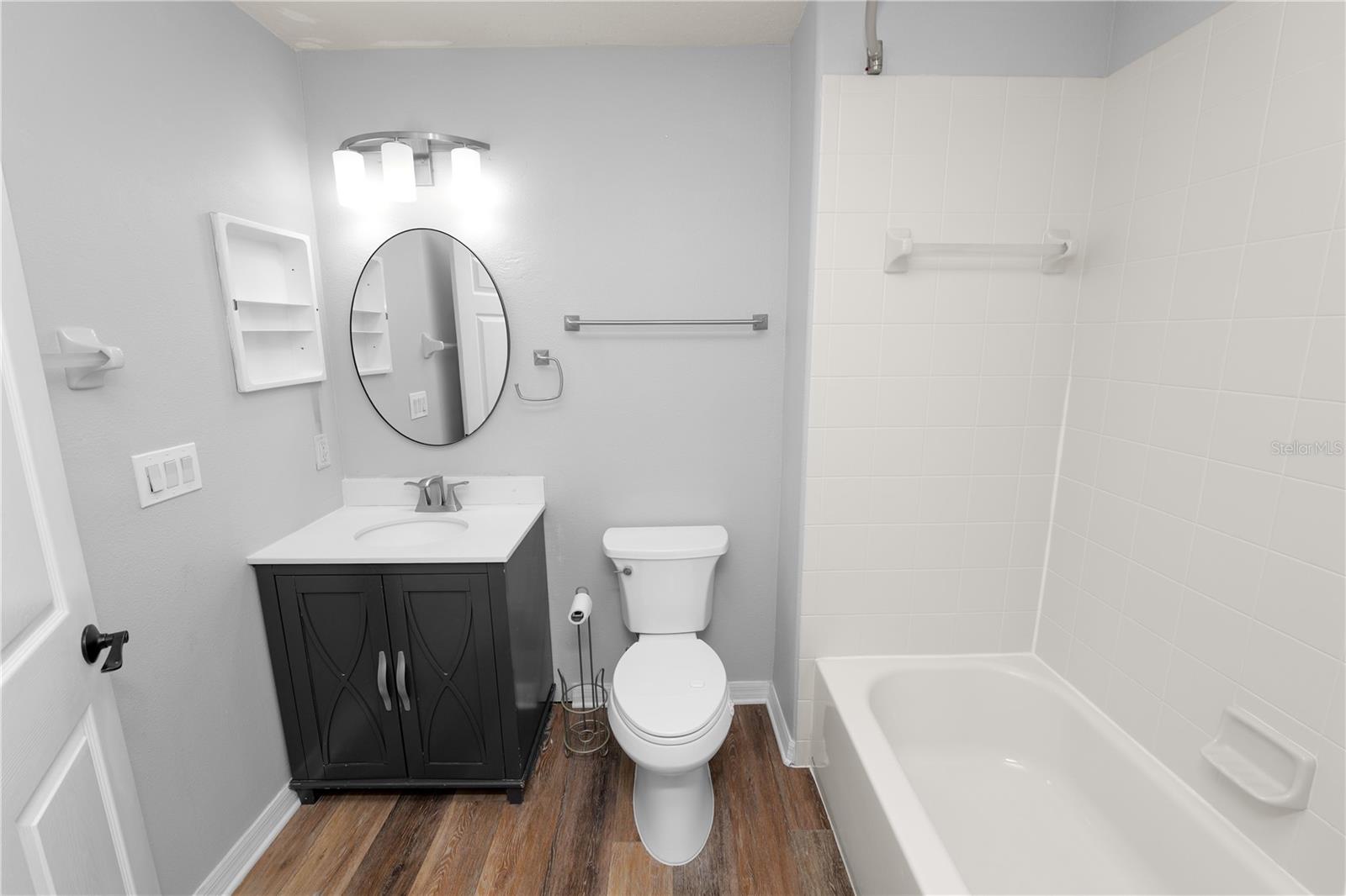 Image 24 of 79 For 3901 Serenade Lane 1