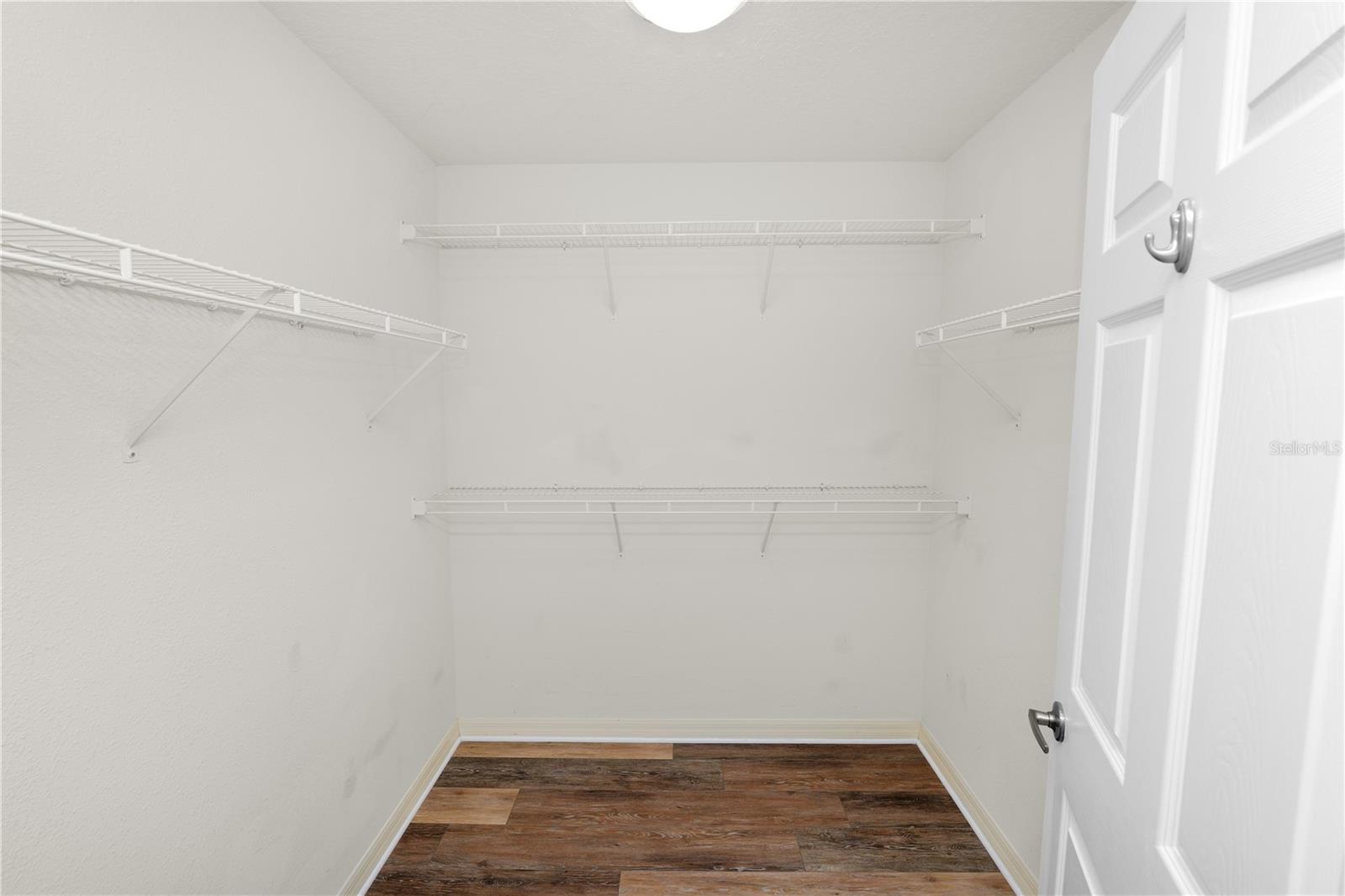 Image 31 of 79 For 3901 Serenade Lane 1