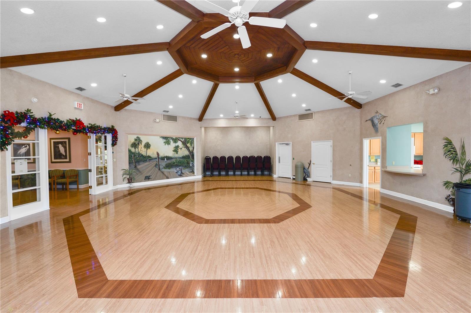 Image 56 of 79 For 3901 Serenade Lane 1