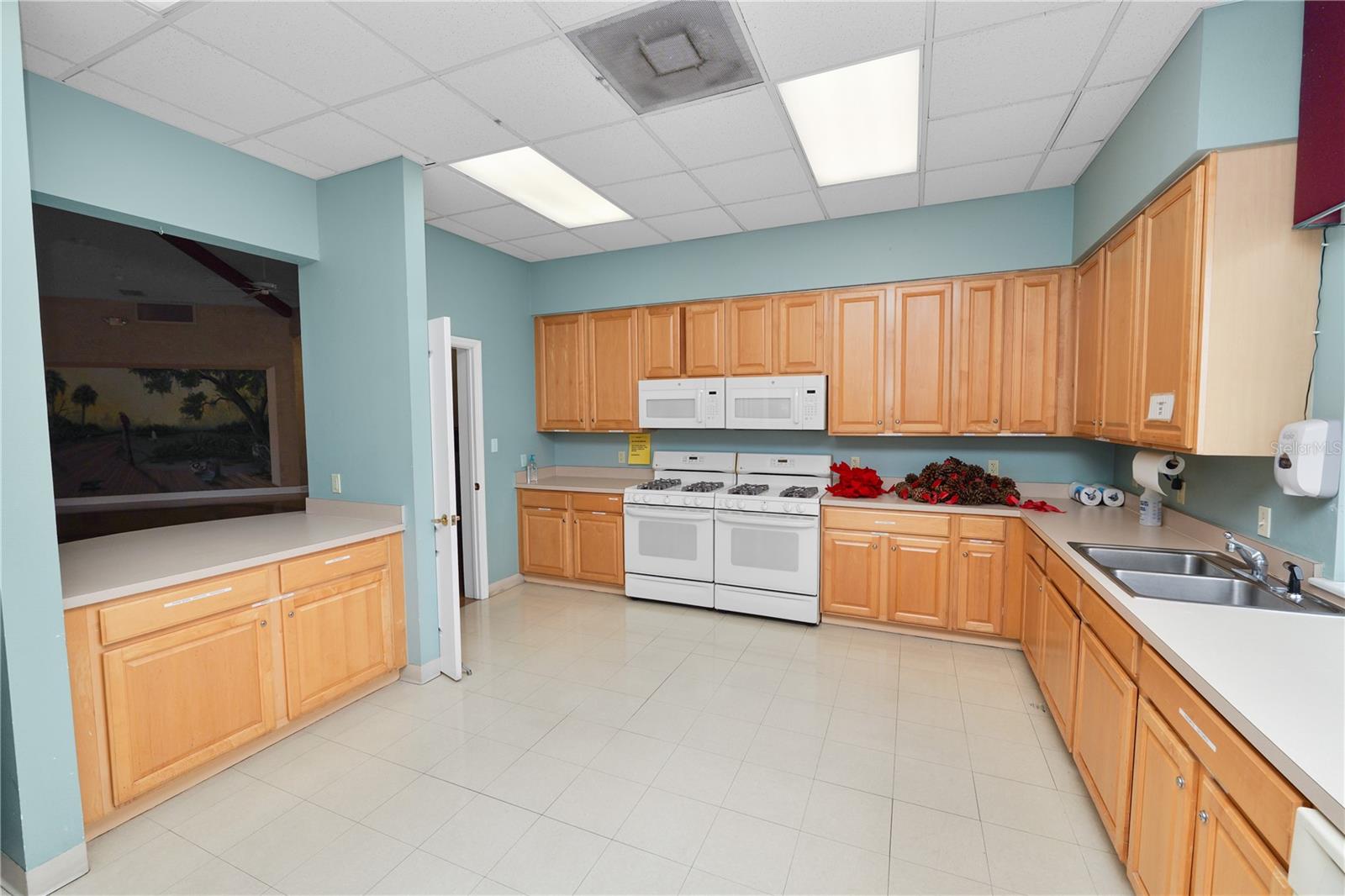 Image 68 of 79 For 3901 Serenade Lane 1