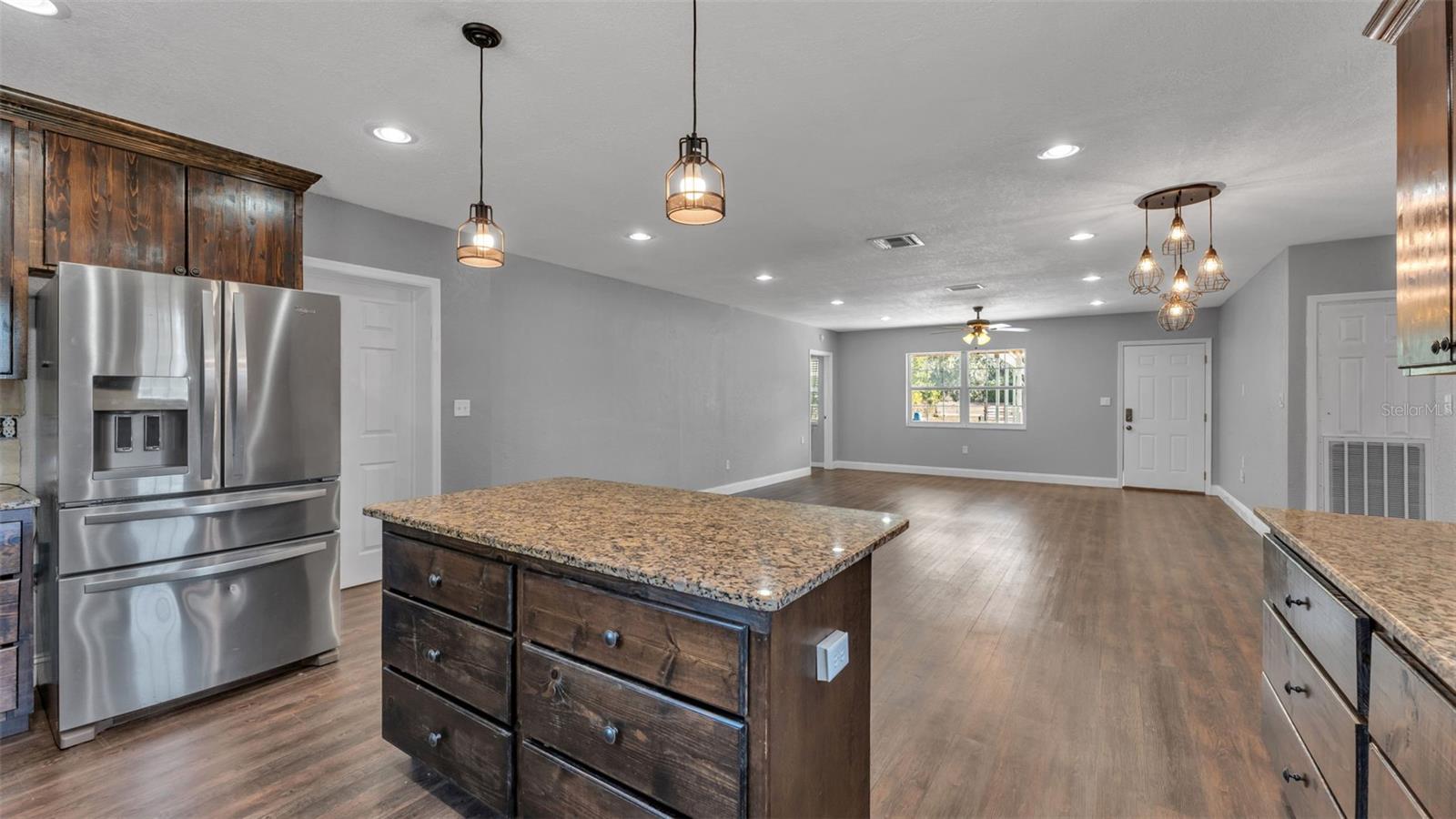 Image 12 of 54 For 508 Saint Cloud Avenue