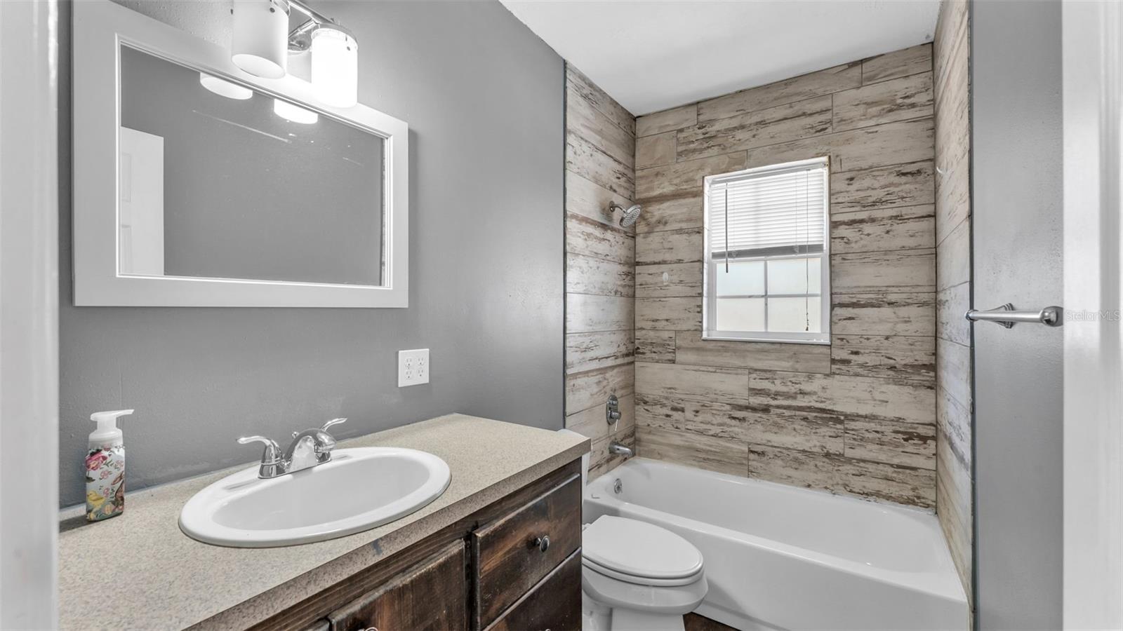 Image 24 of 54 For 508 Saint Cloud Avenue